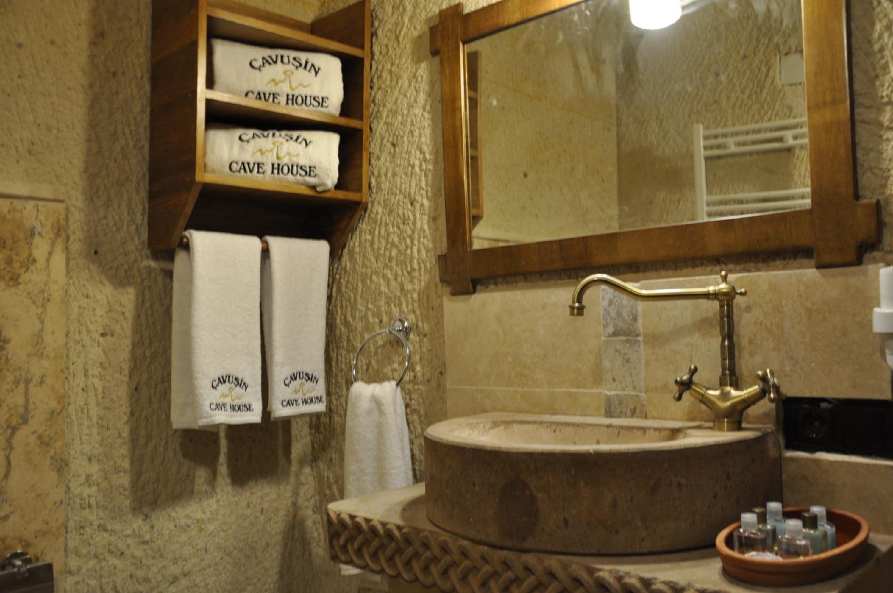 Çavuşin Cave House-Cappadocia - Image 15