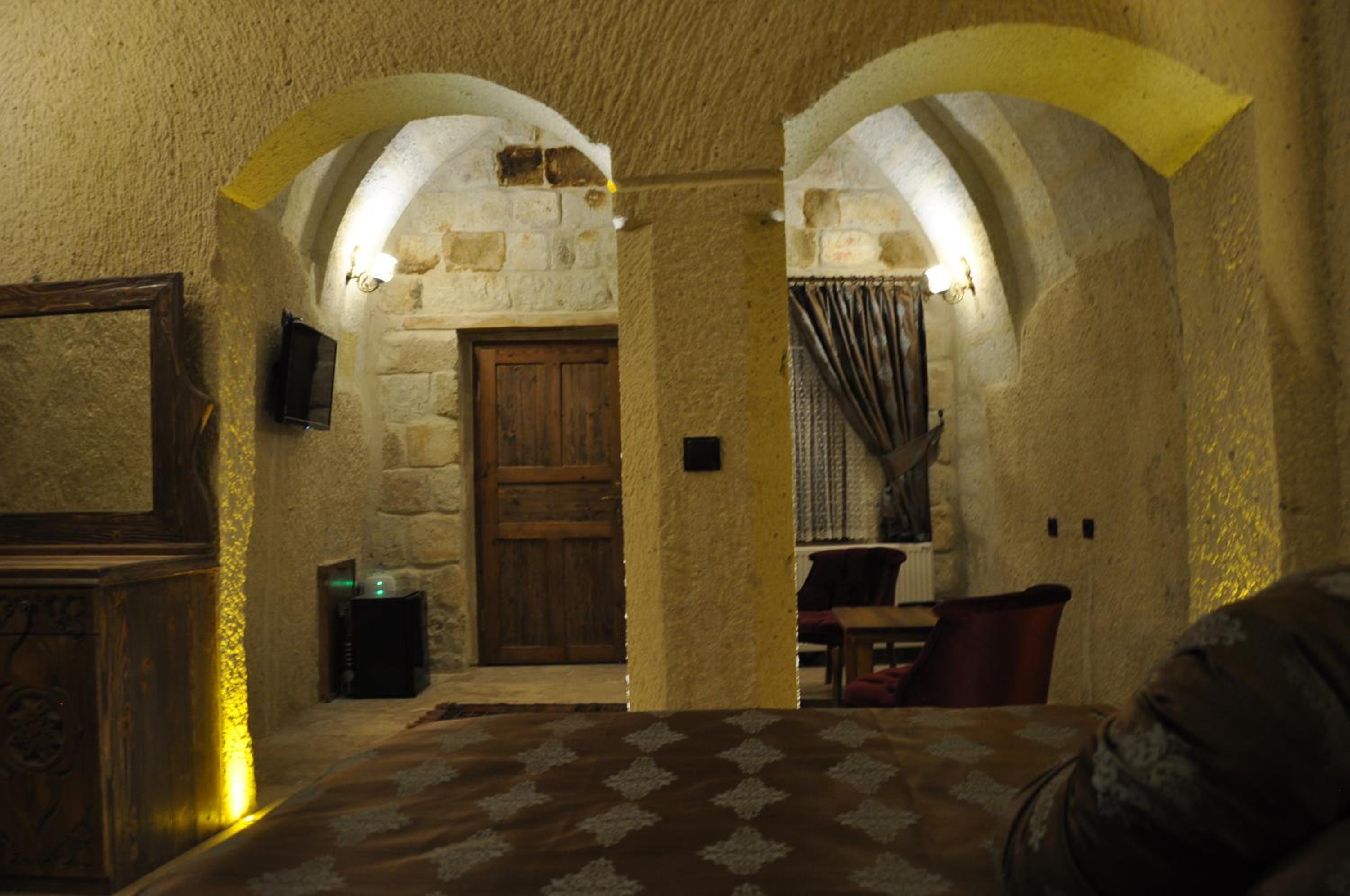 Çavuşin Cave House-Cappadocia - Image 6