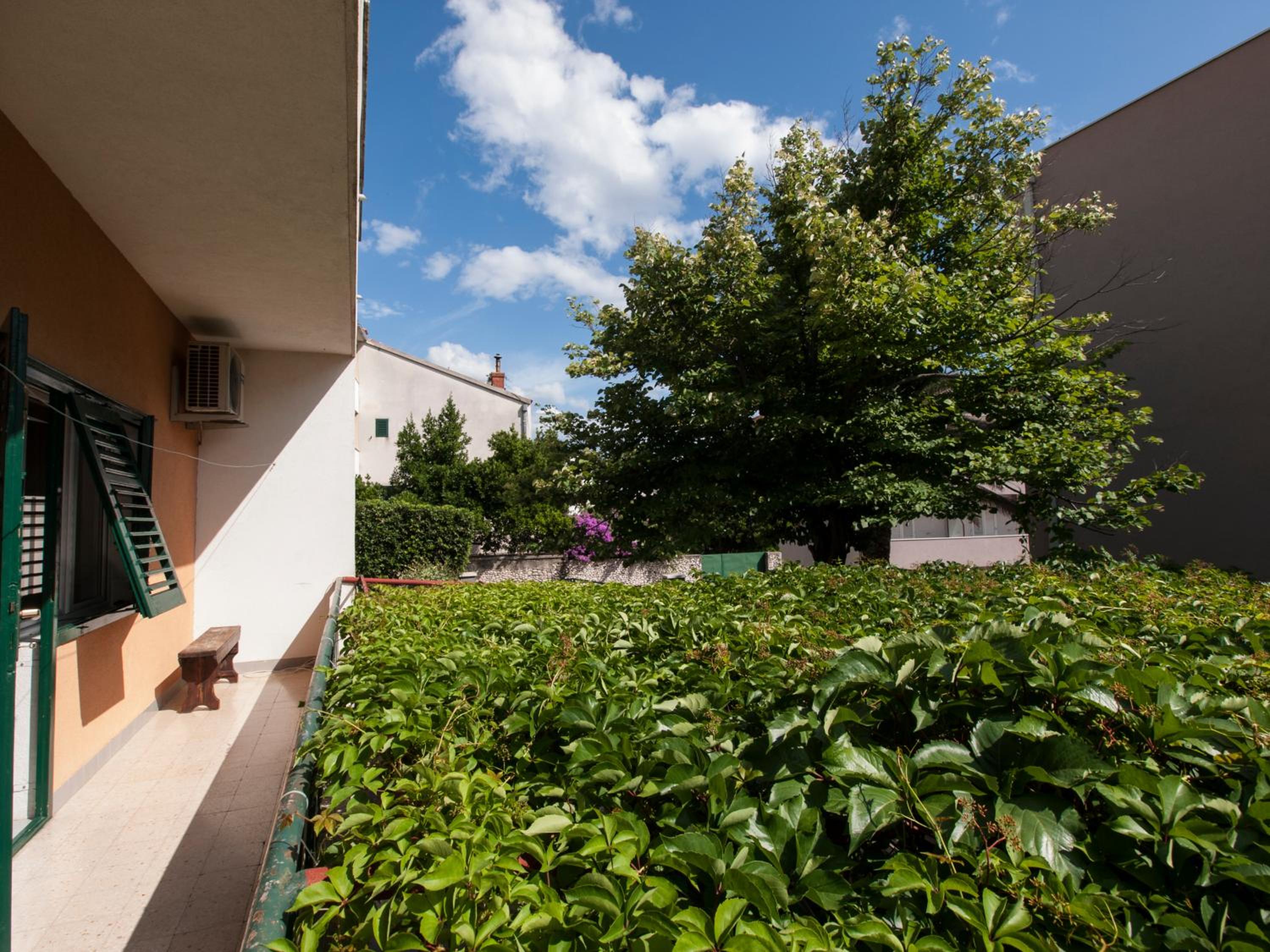 Apartments Srzic NO1 view 5