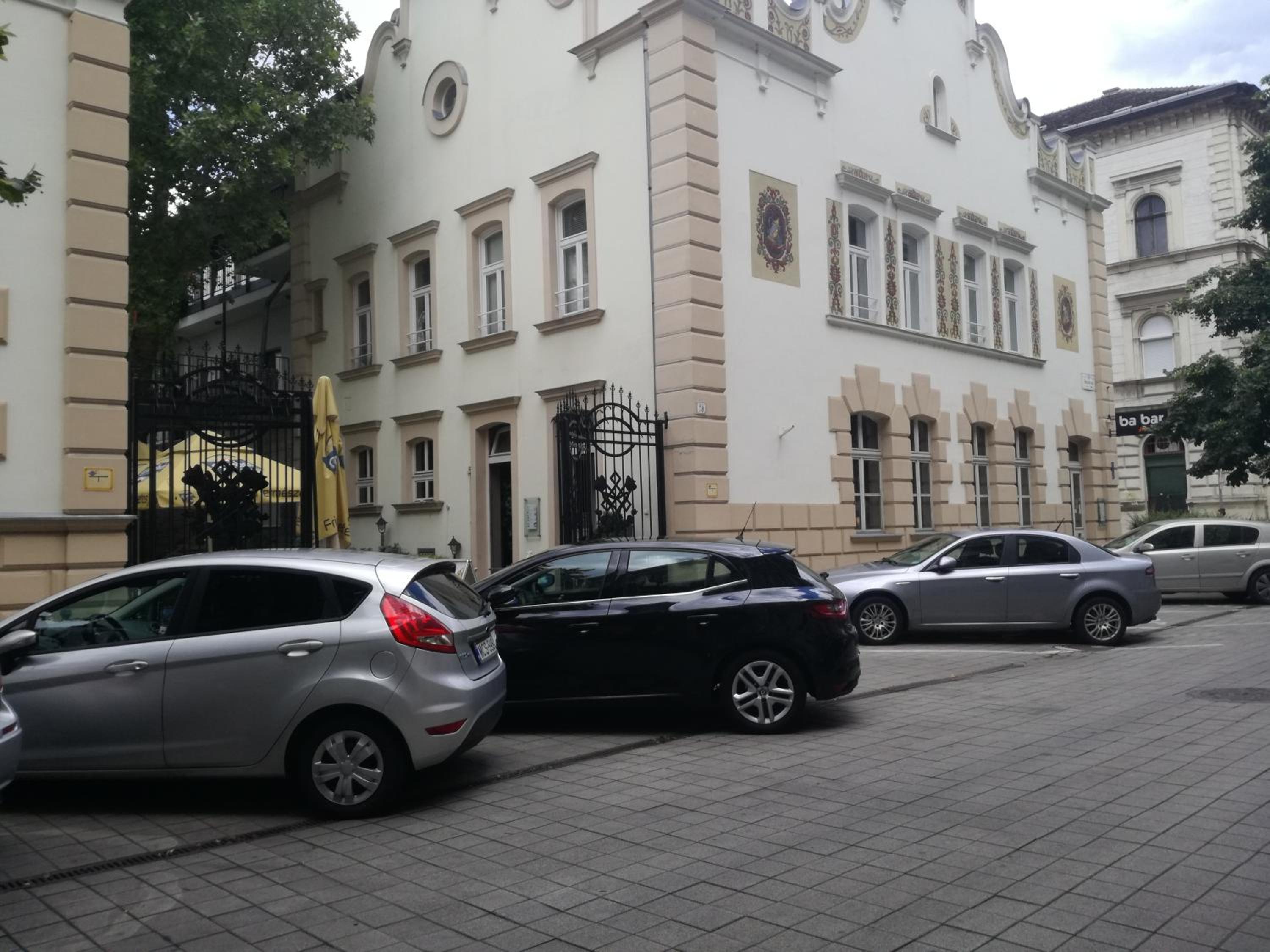 Photo 23