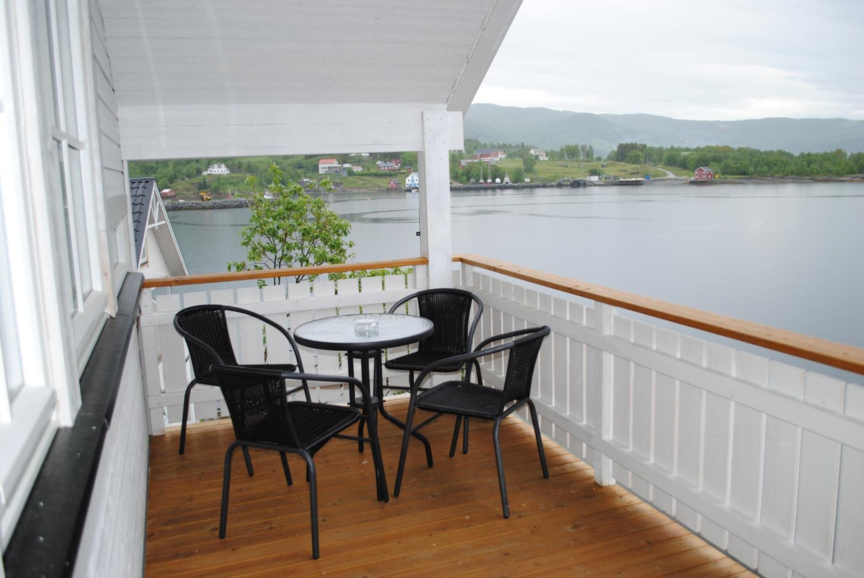 Furoy Hotel Apartments and Boating