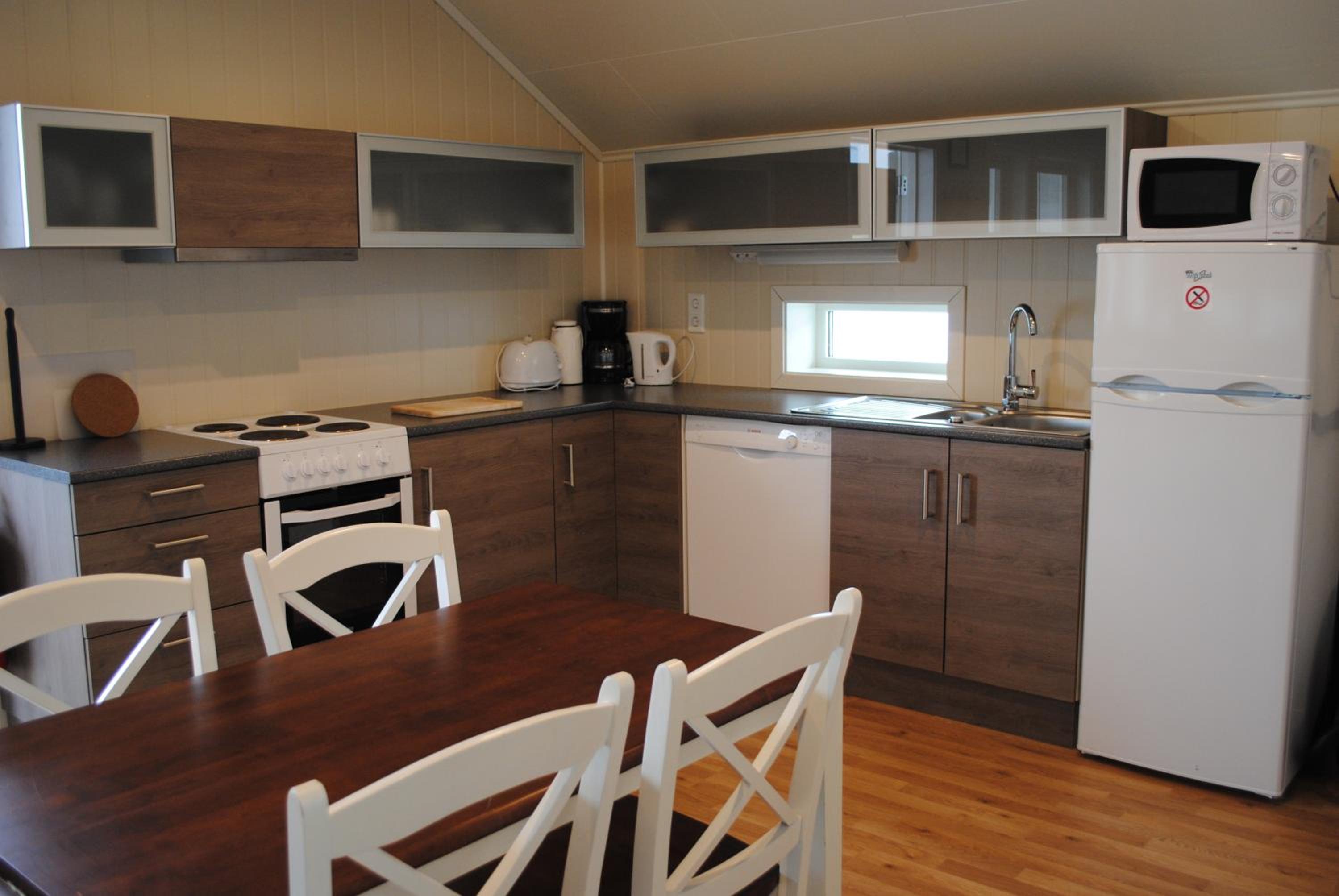 Furoy Hotel Apartments and Boating