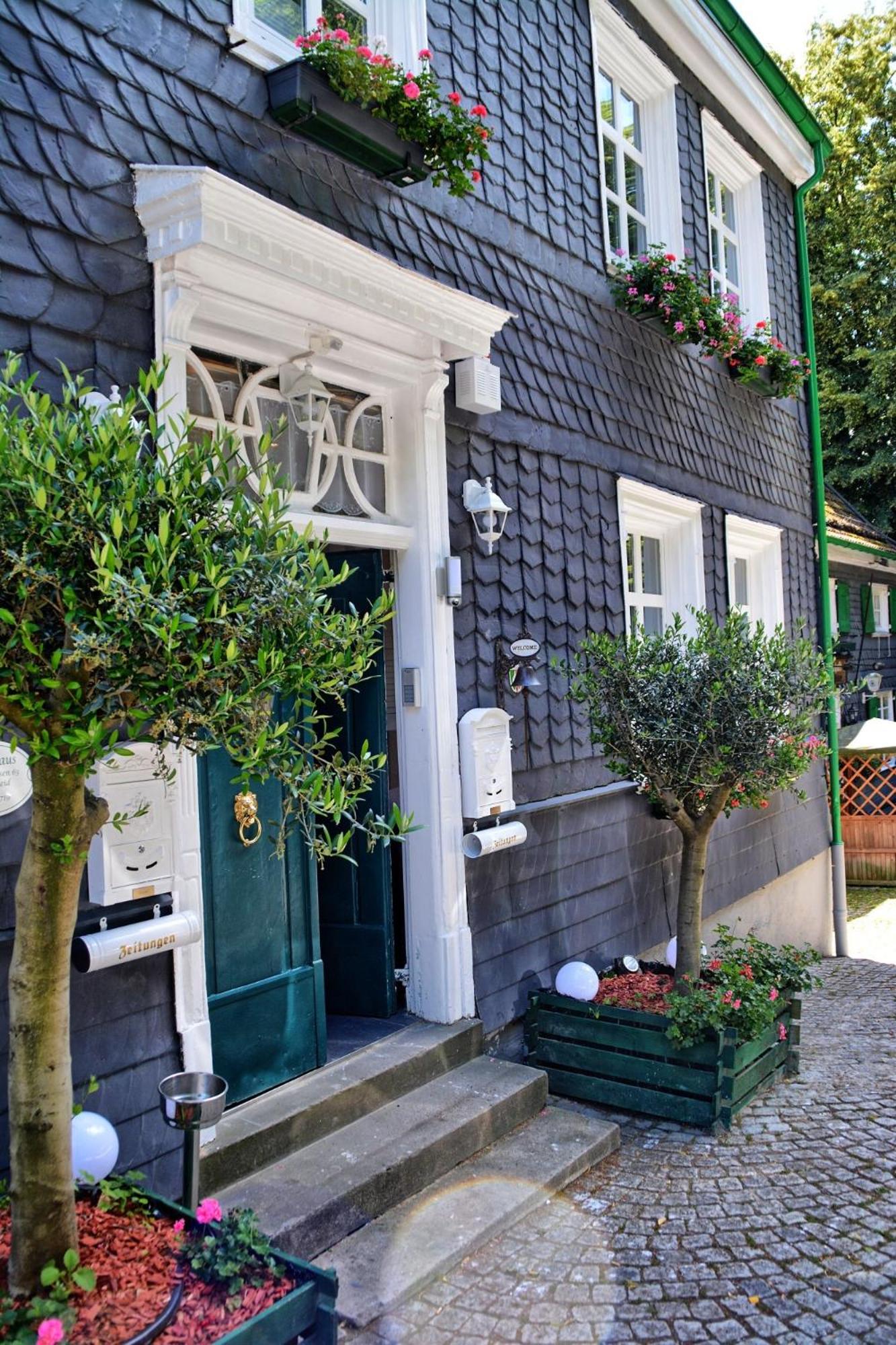 Gästehaus Ehringhausen 63 (Anno 1719) view 5
