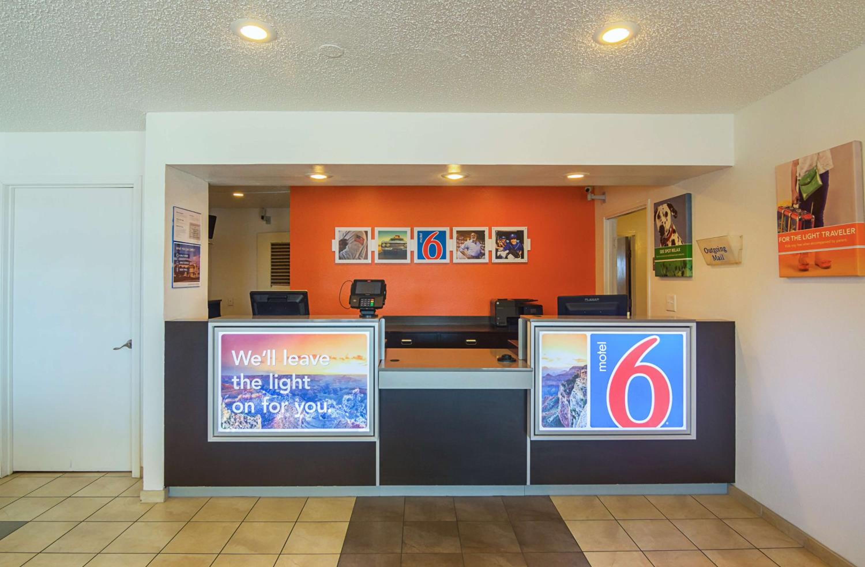 Lawton Vacations - Motel 6-Lawton, OK - Property Image 8