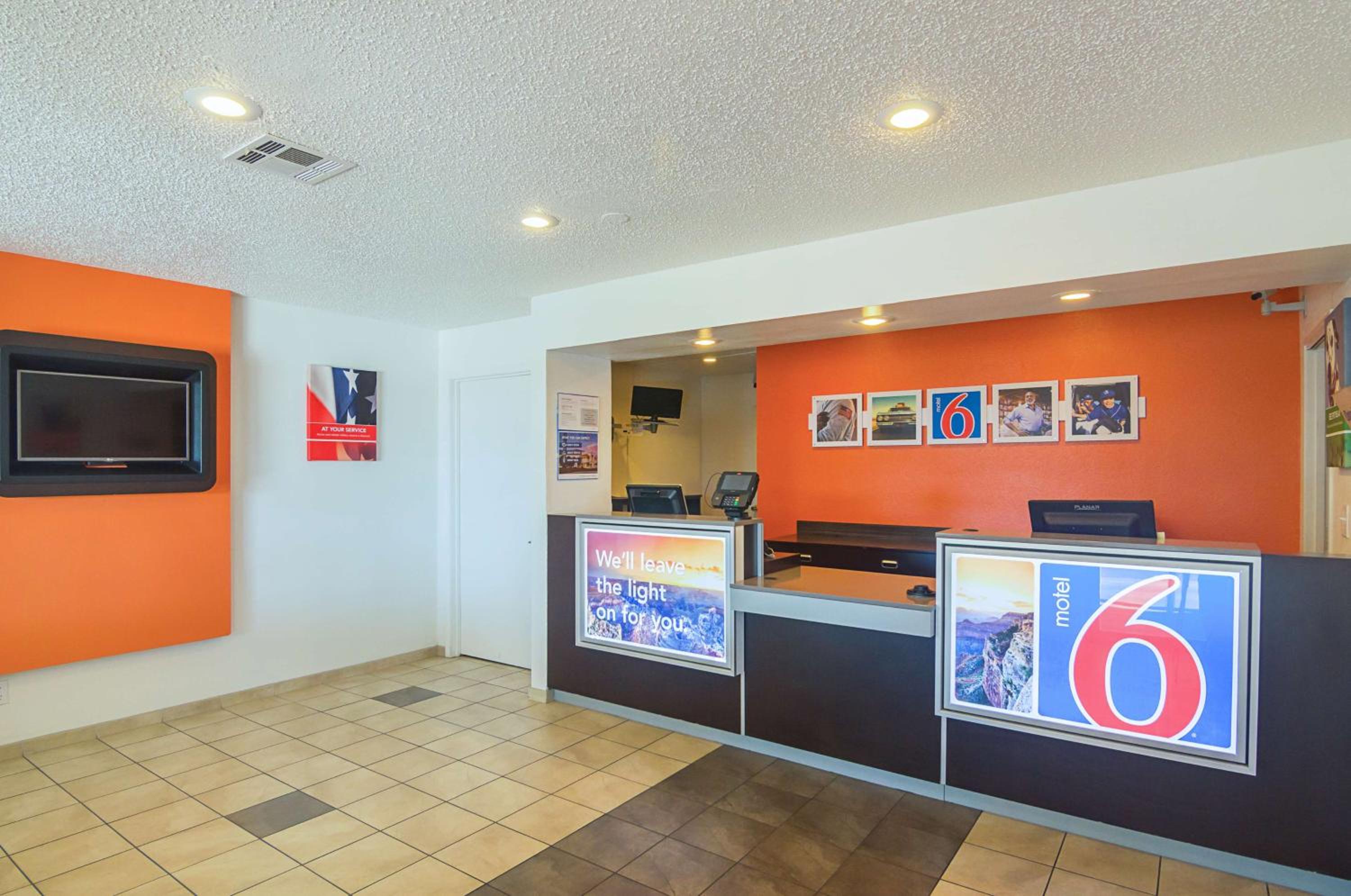 Lawton Vacations - Motel 6-Lawton, OK - Property Image 7