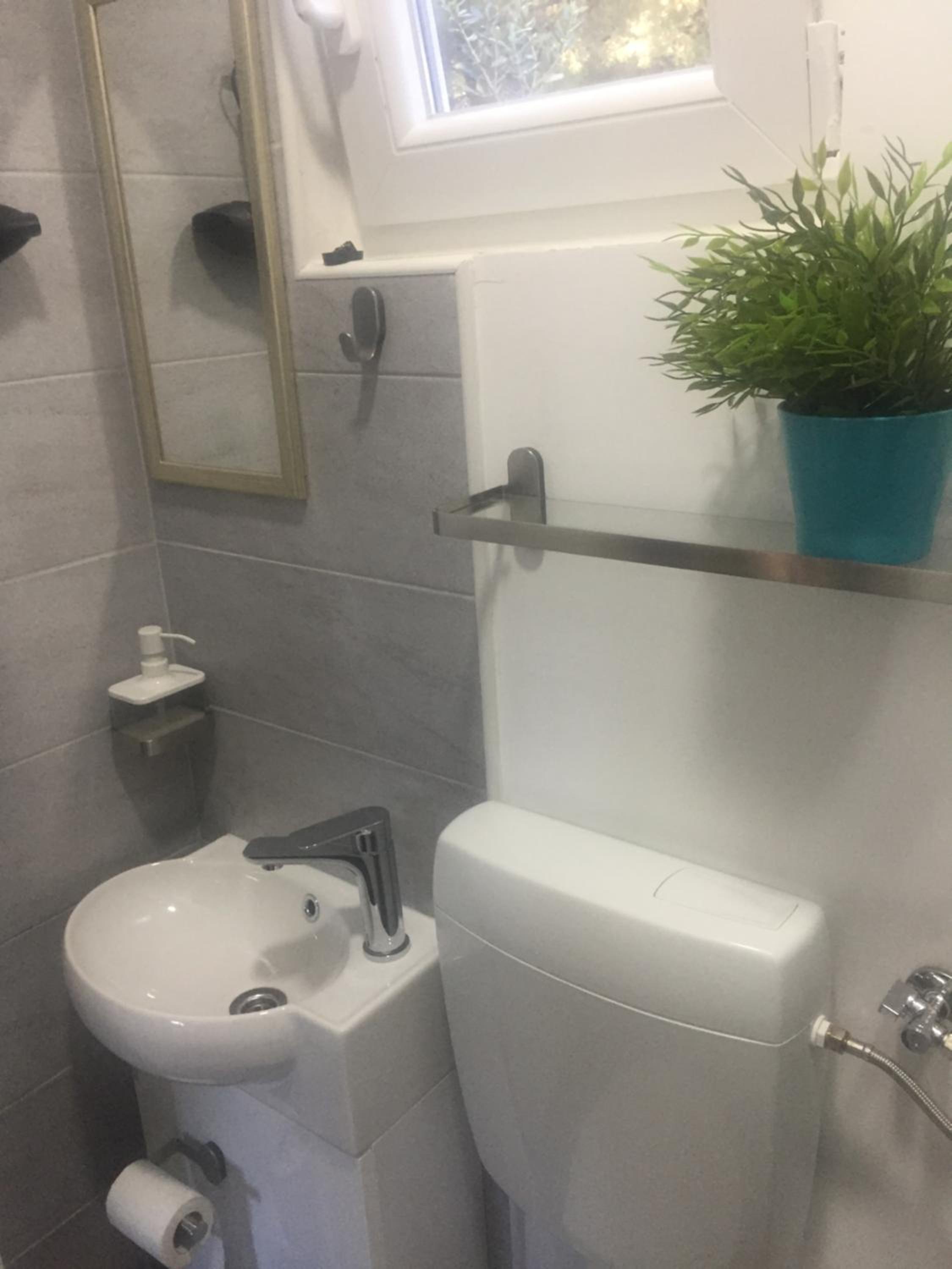 Photo 32