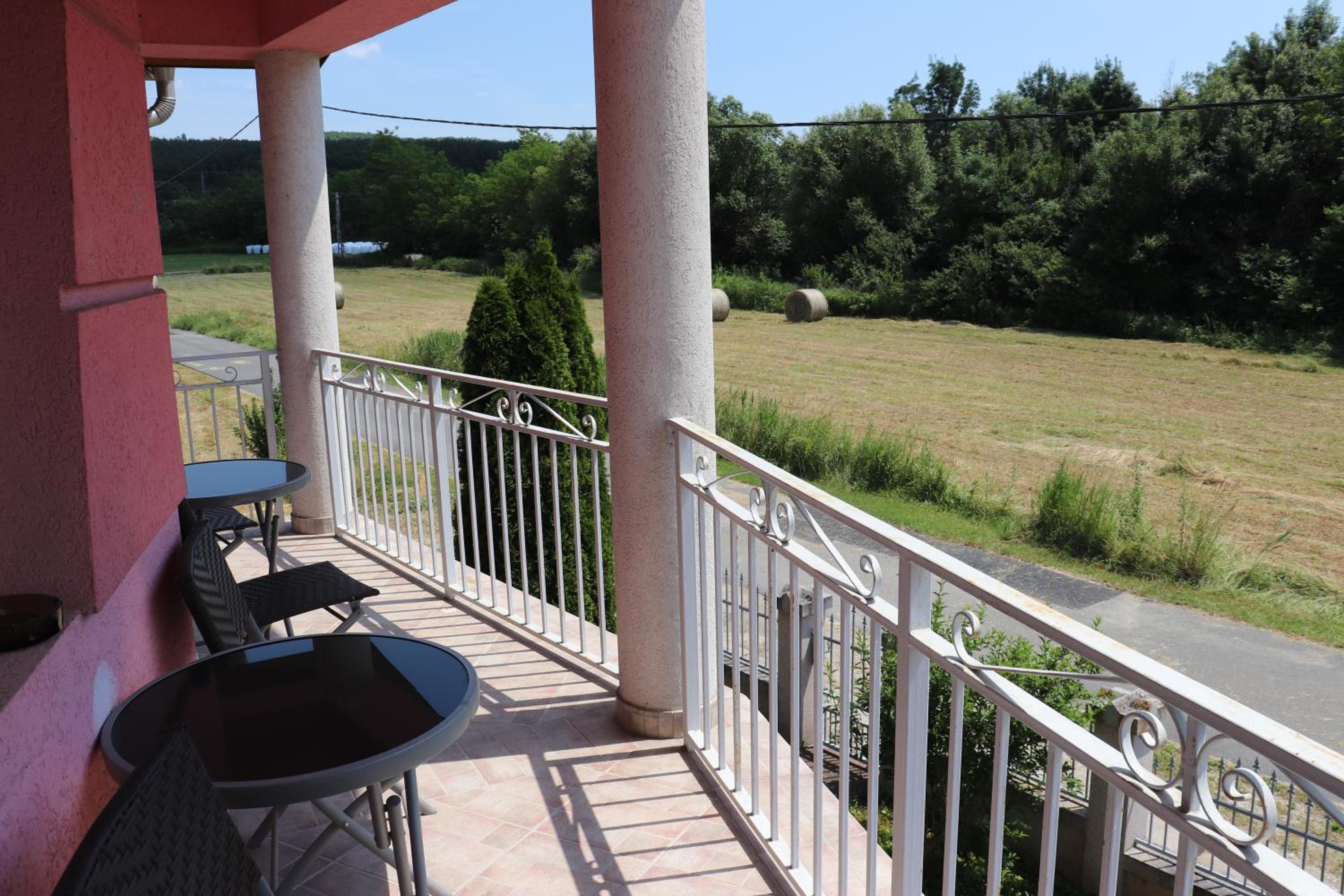 Liget Apartmanház view 4