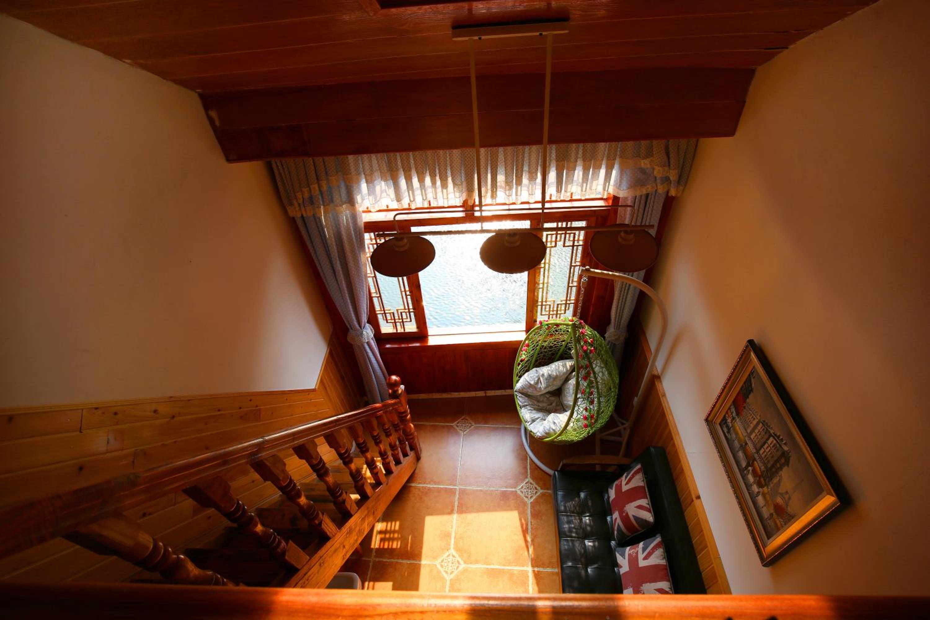 Phoenix Fuyuan Villa Riverside Hotel