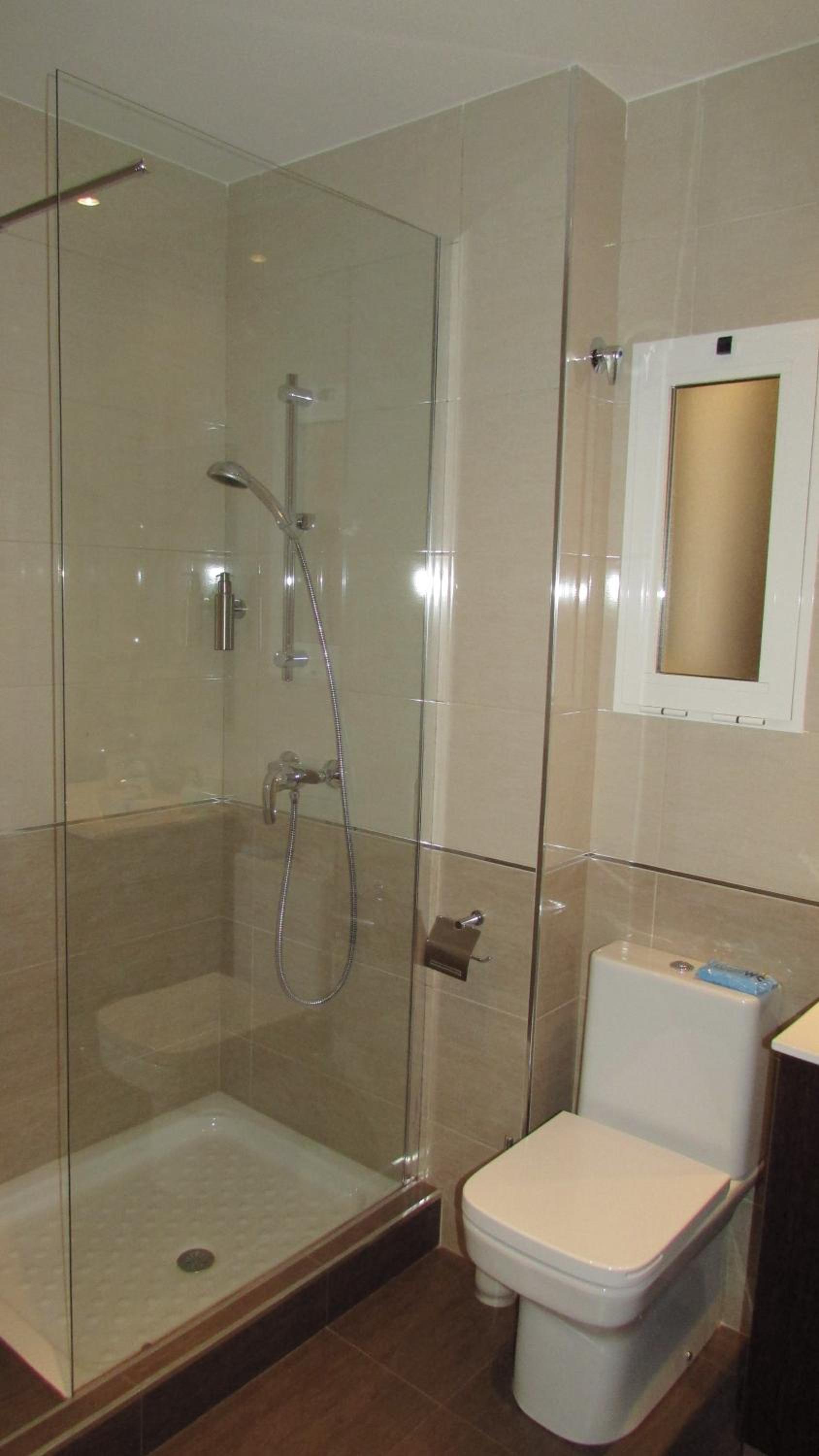 Casa Cosy en Valencia — bathroom