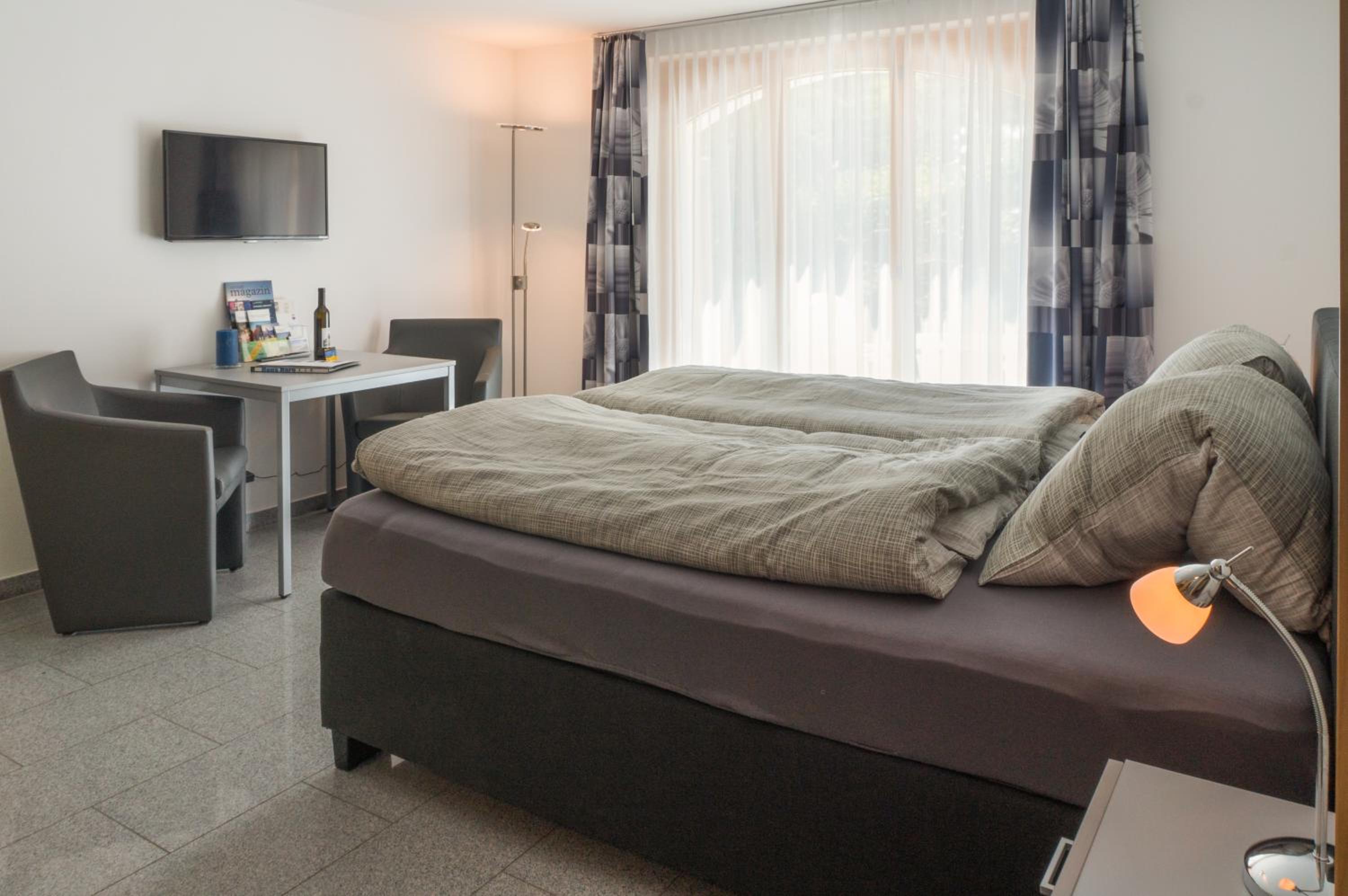 A Calm & Charm Studio - Haus Haro