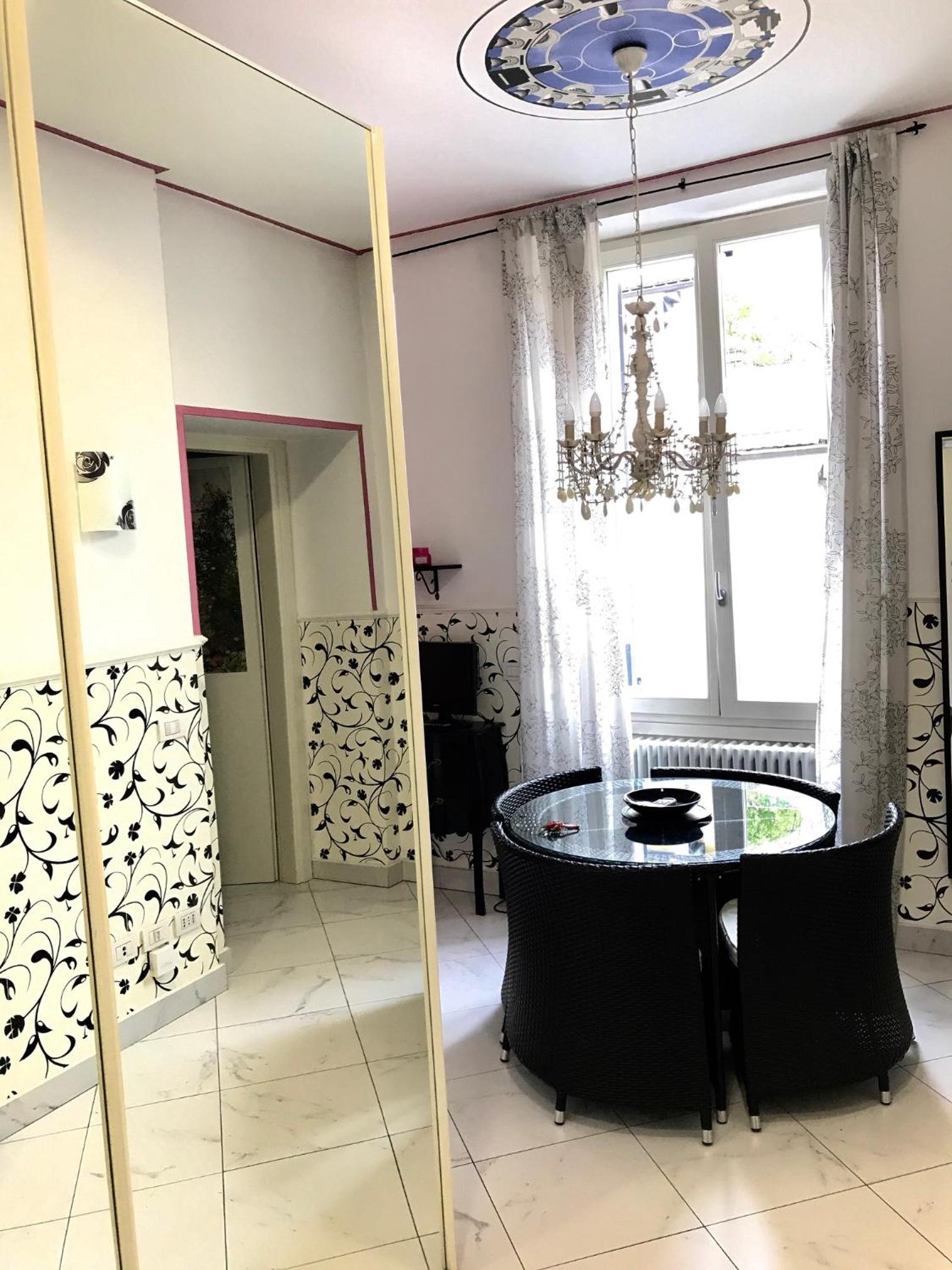 Sarpi Apartment