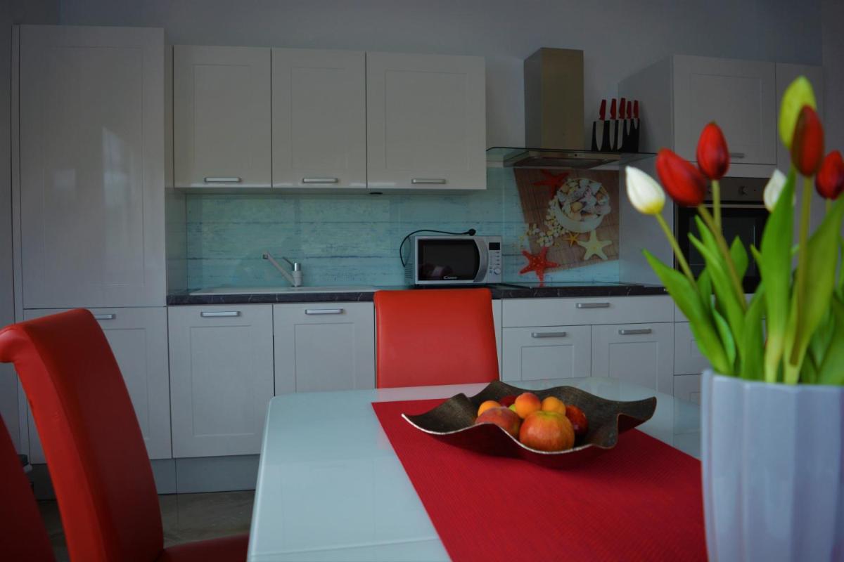 Photo 30