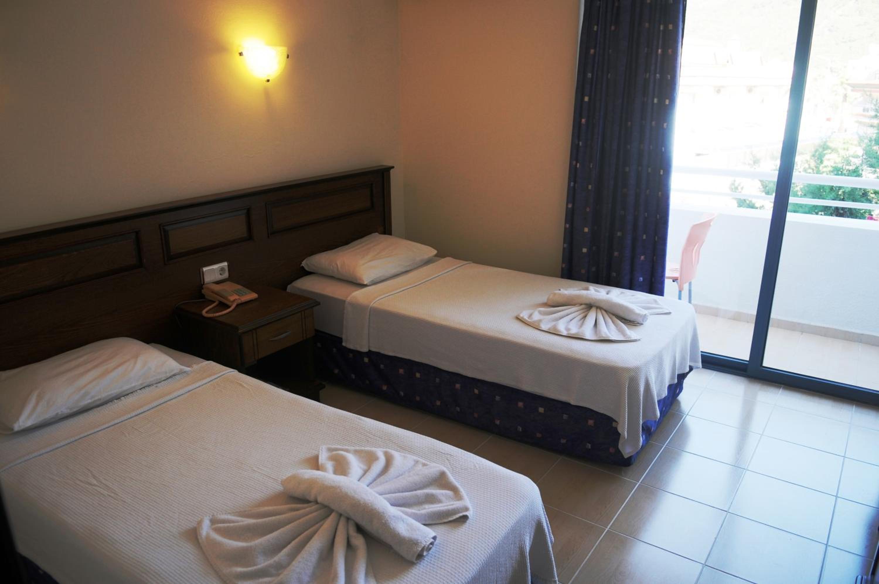 Navy Hotel - Image 33