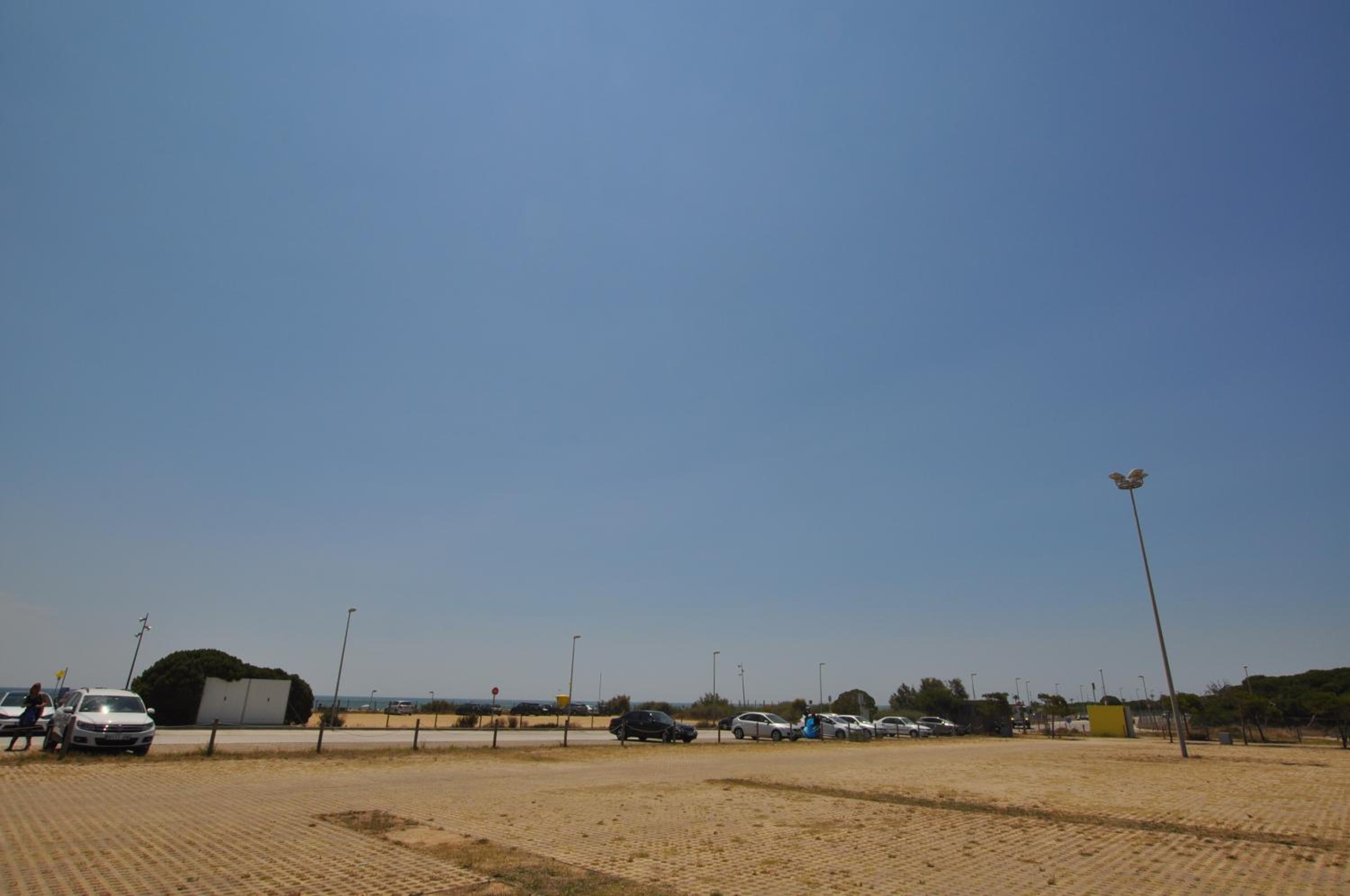 Airhostel Barcelona Airport 24h