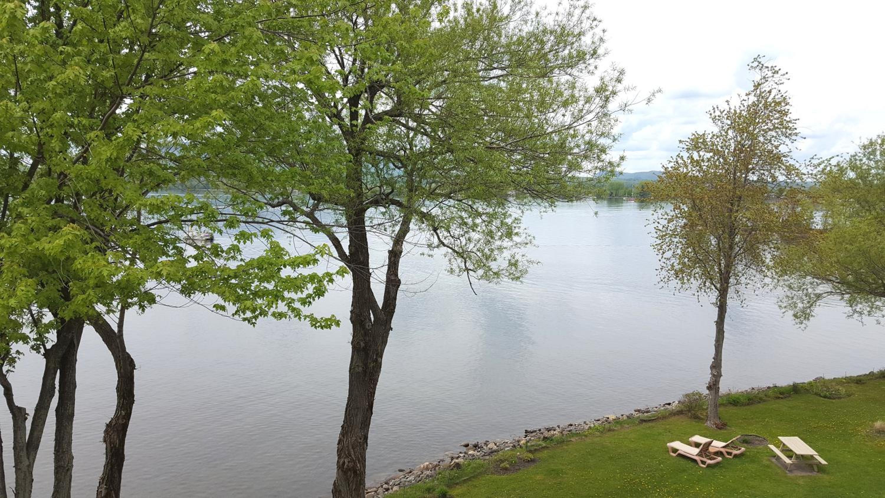 Location Tourisme Estrie - Oberge du Village