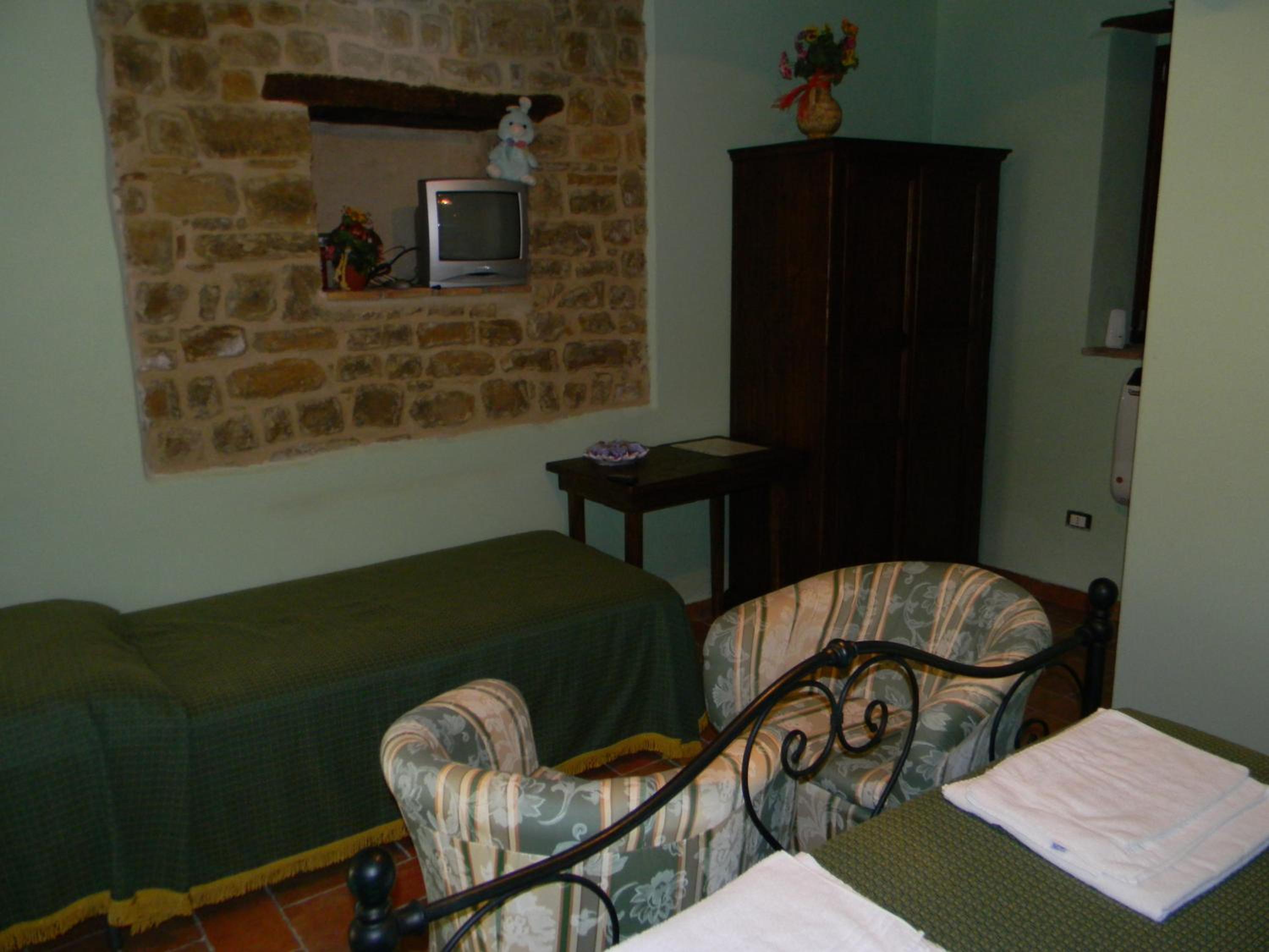 Photo 47