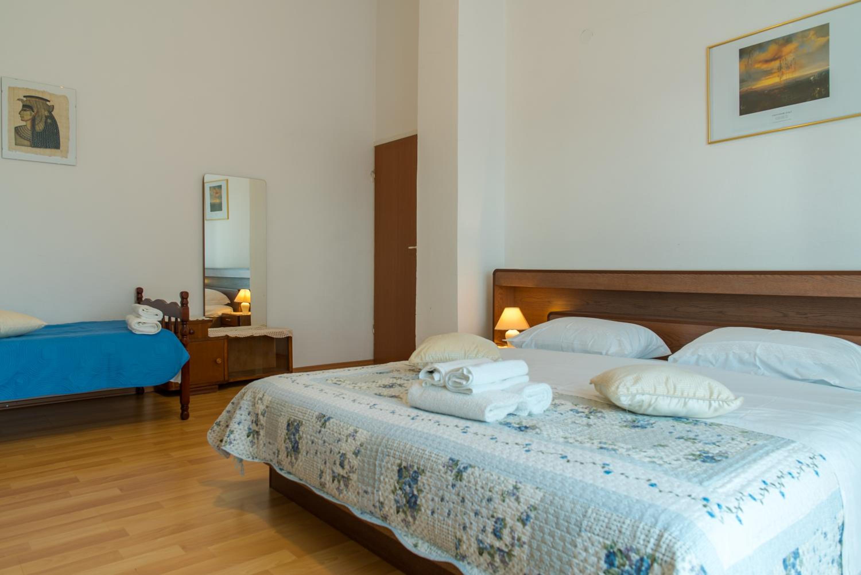 Apartments Villa Lena view 5