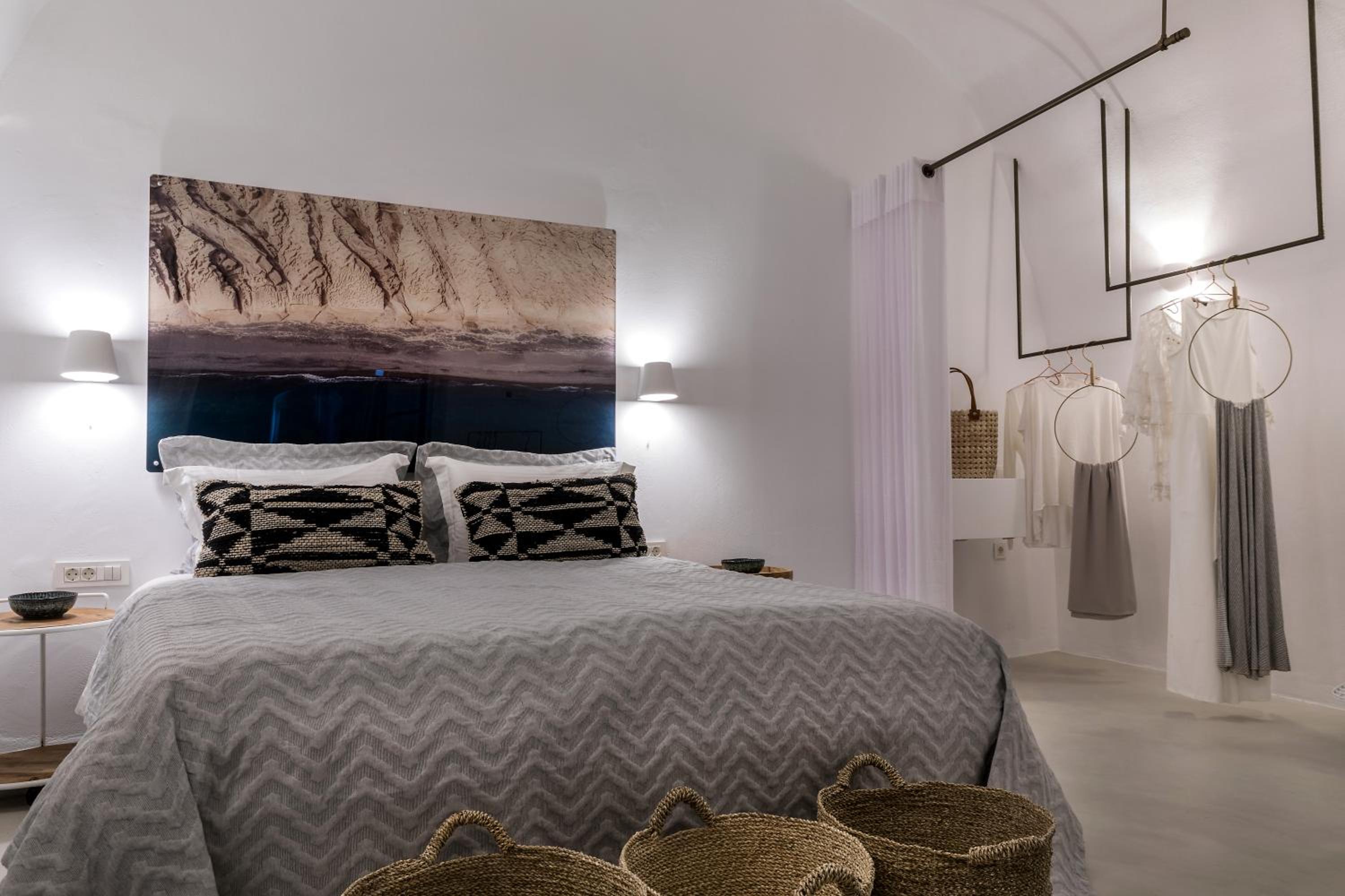 3 Caves by Caldera Houses photo 2