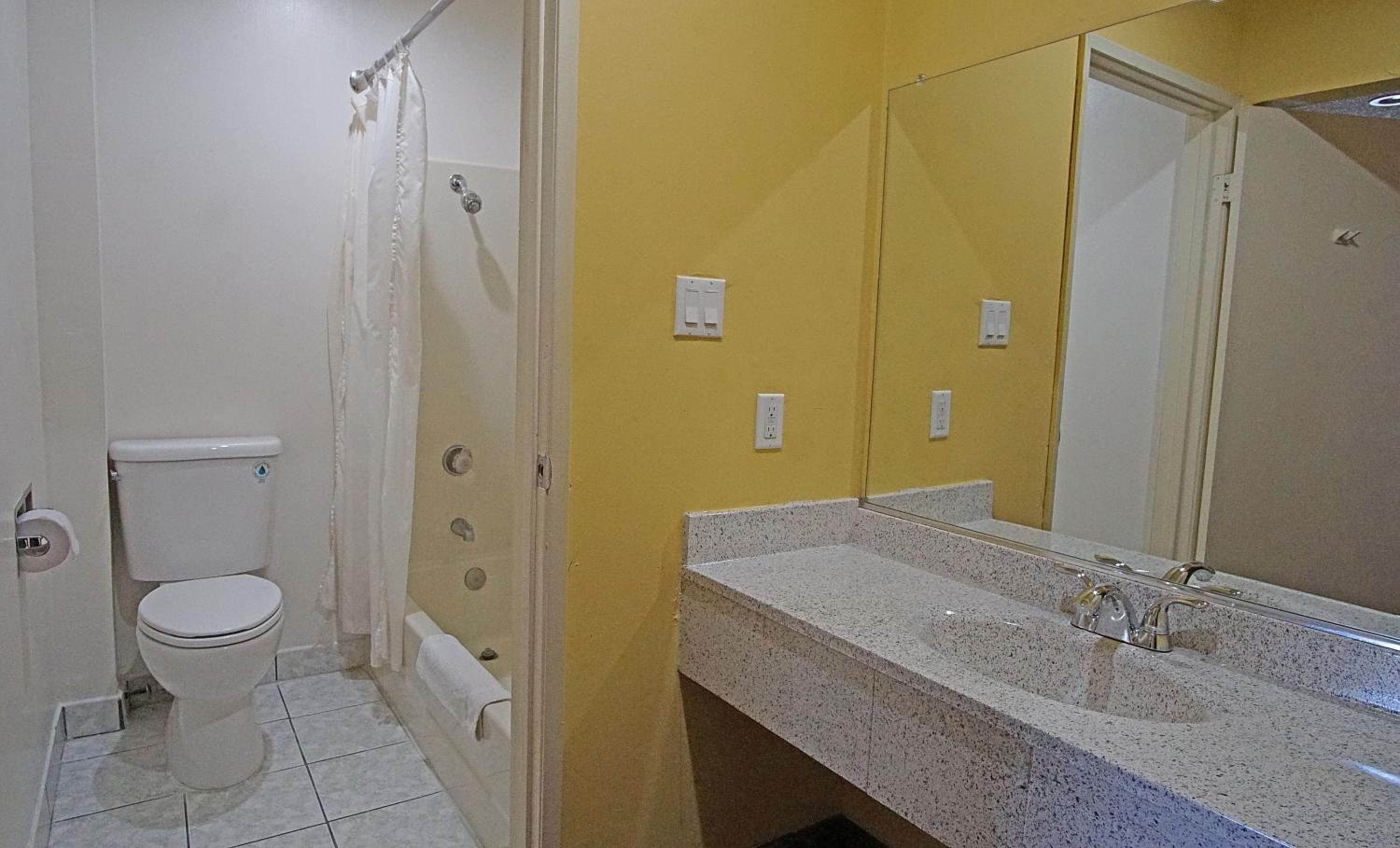 Los Angeles Inn & Suites - LAX