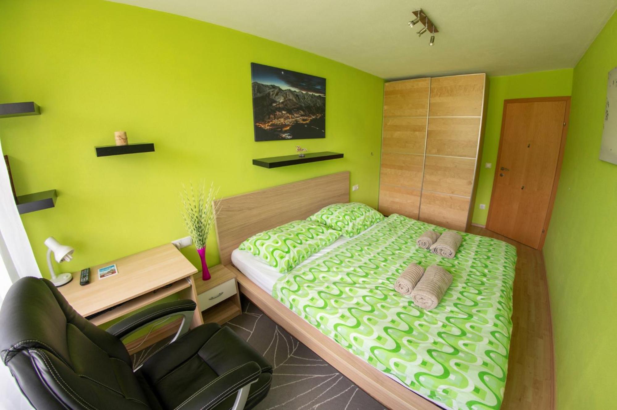 Powderia Family & Freelance Apartment in the centre of Ski Amadé