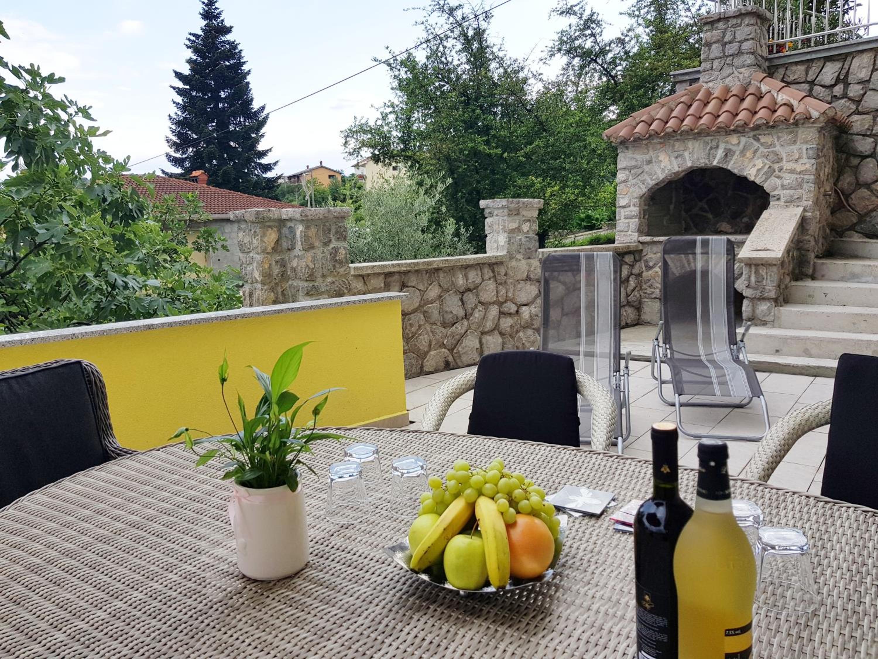 Apartments Mrkonja