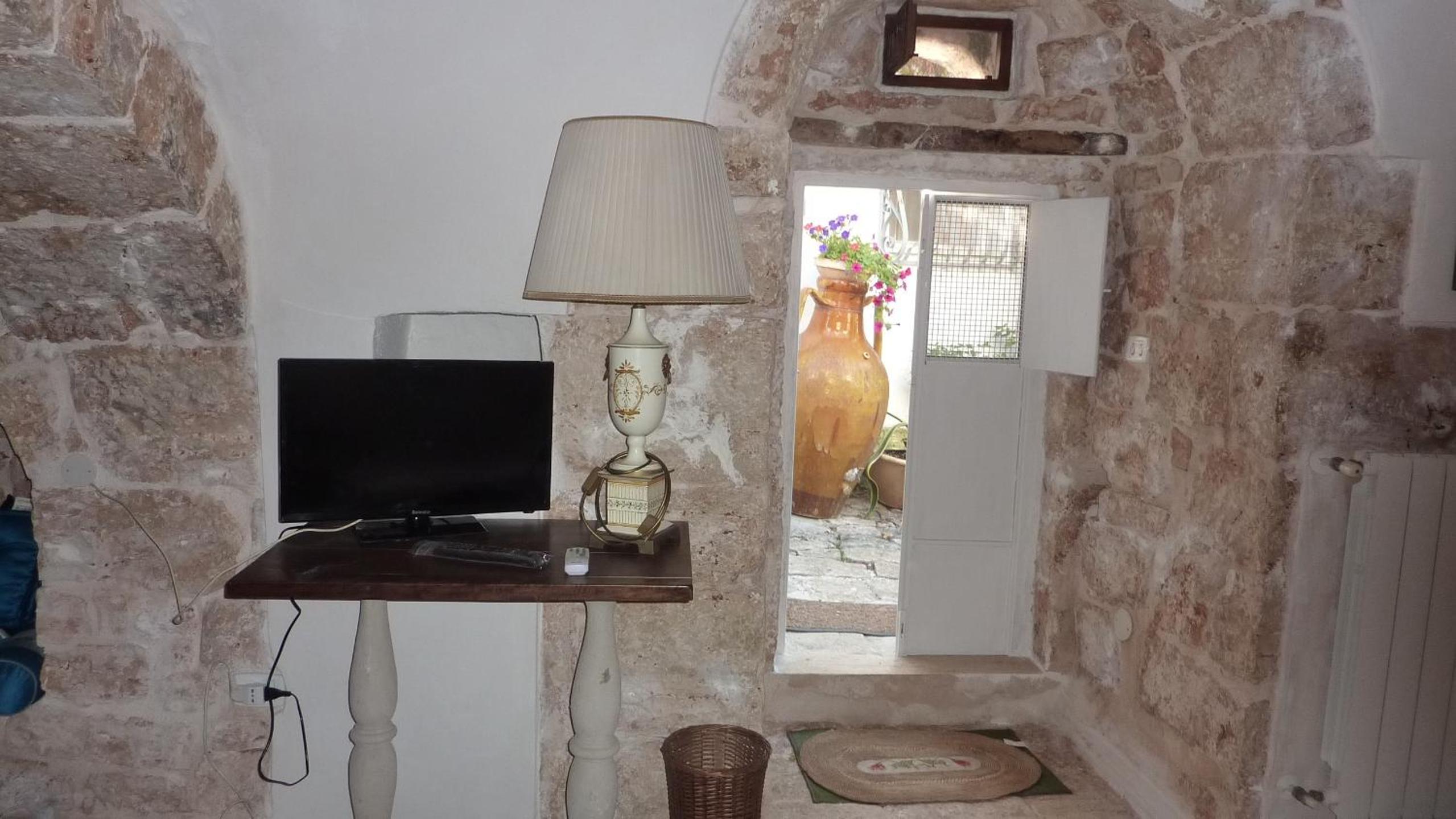 Photo 6