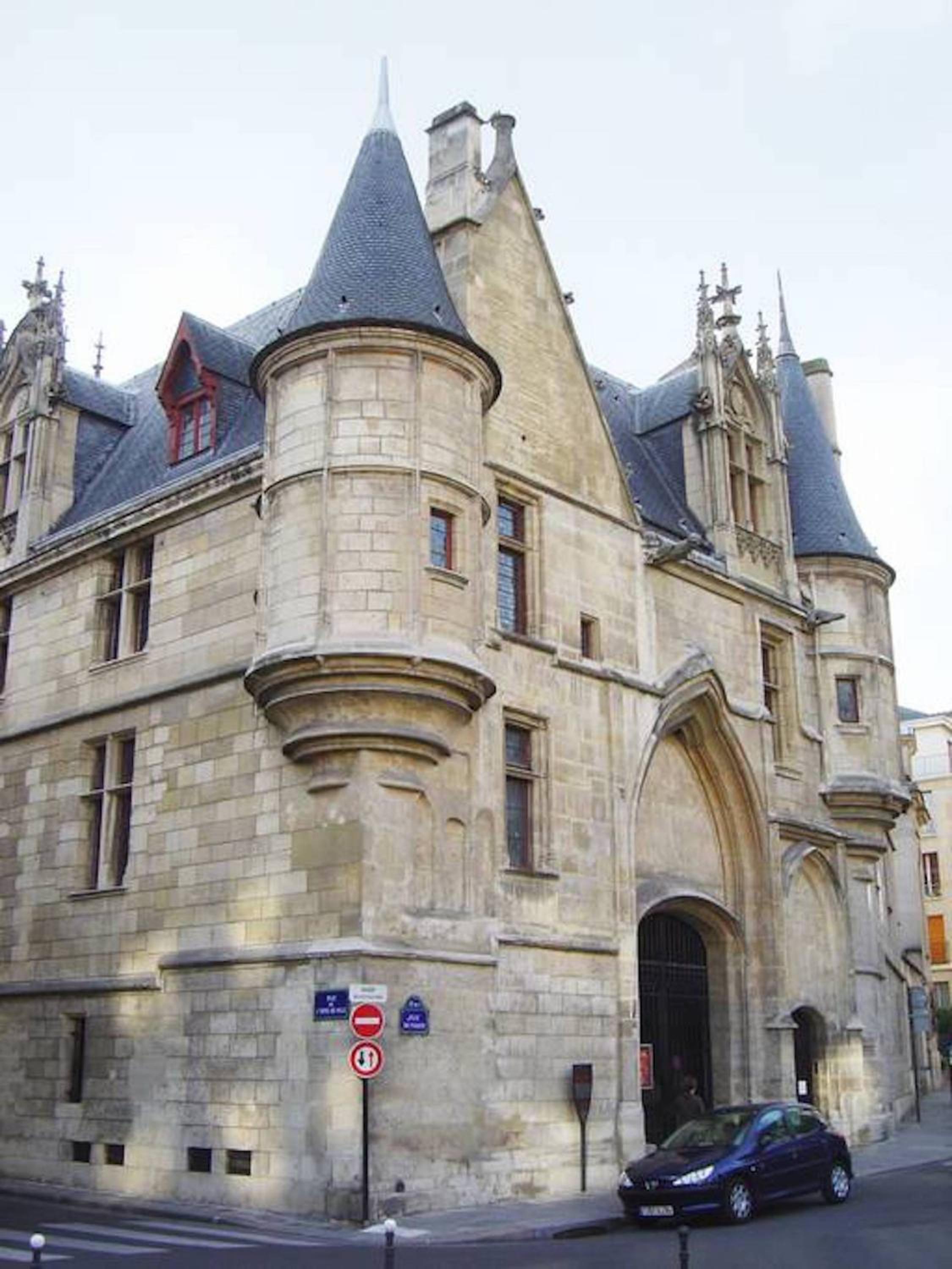 Premier Collection at Le Marais Chic Paris Stay Near Notre Dame, Exclusive Deal