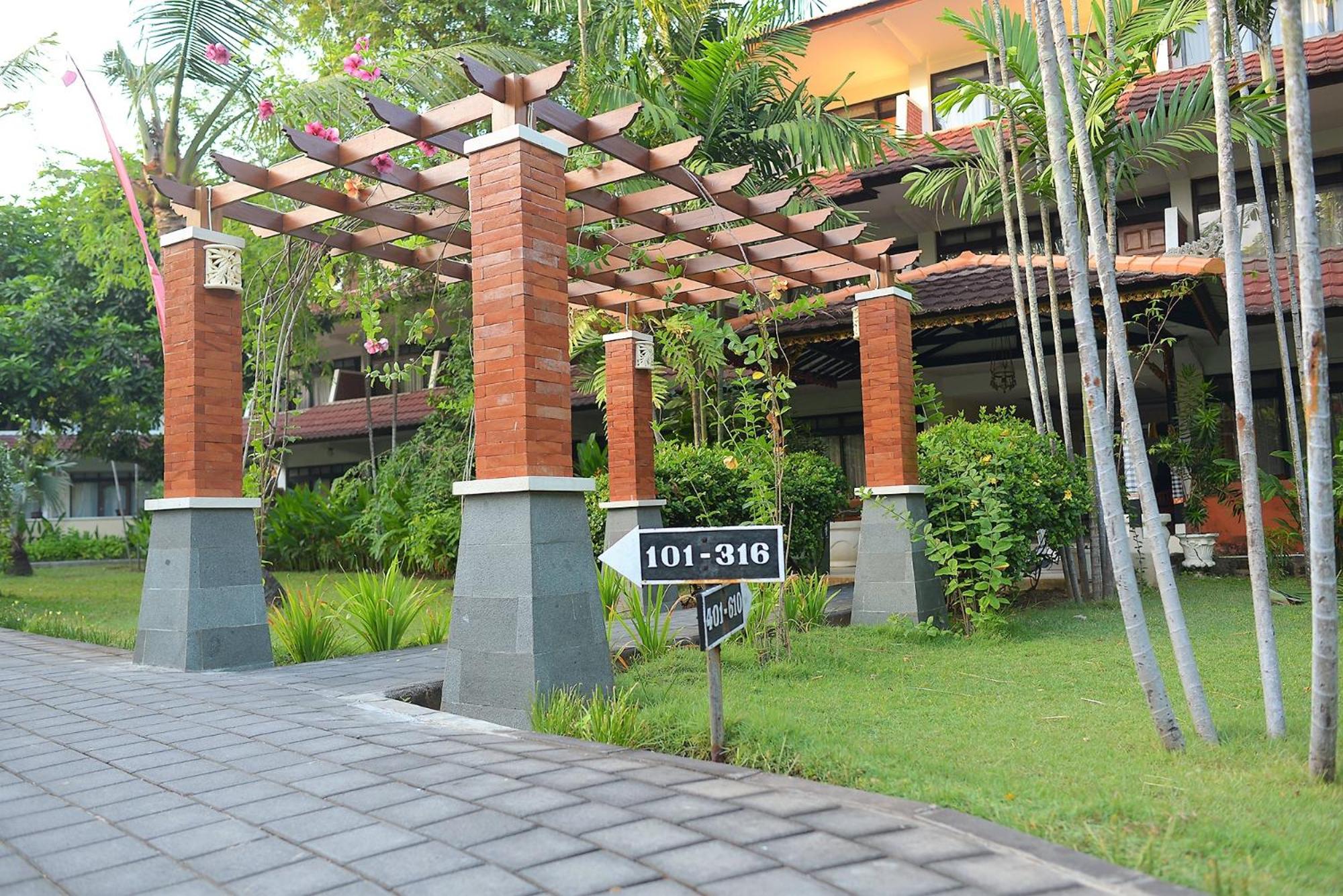 Hotel Palm Beach Hotel Bali - Image 1