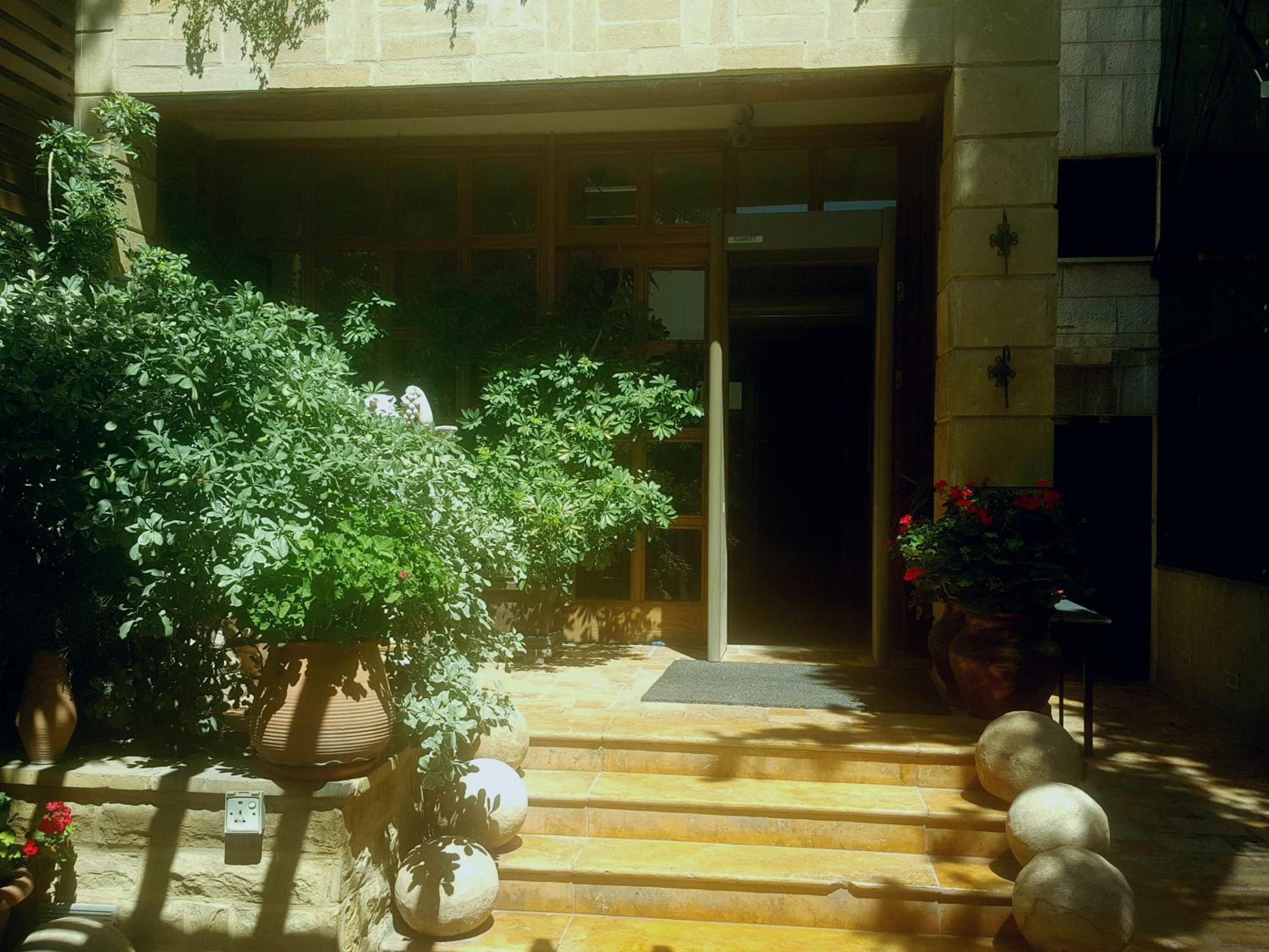Hisham Hotel