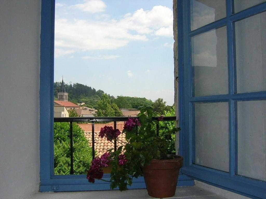 Mas Casta Néa view 3