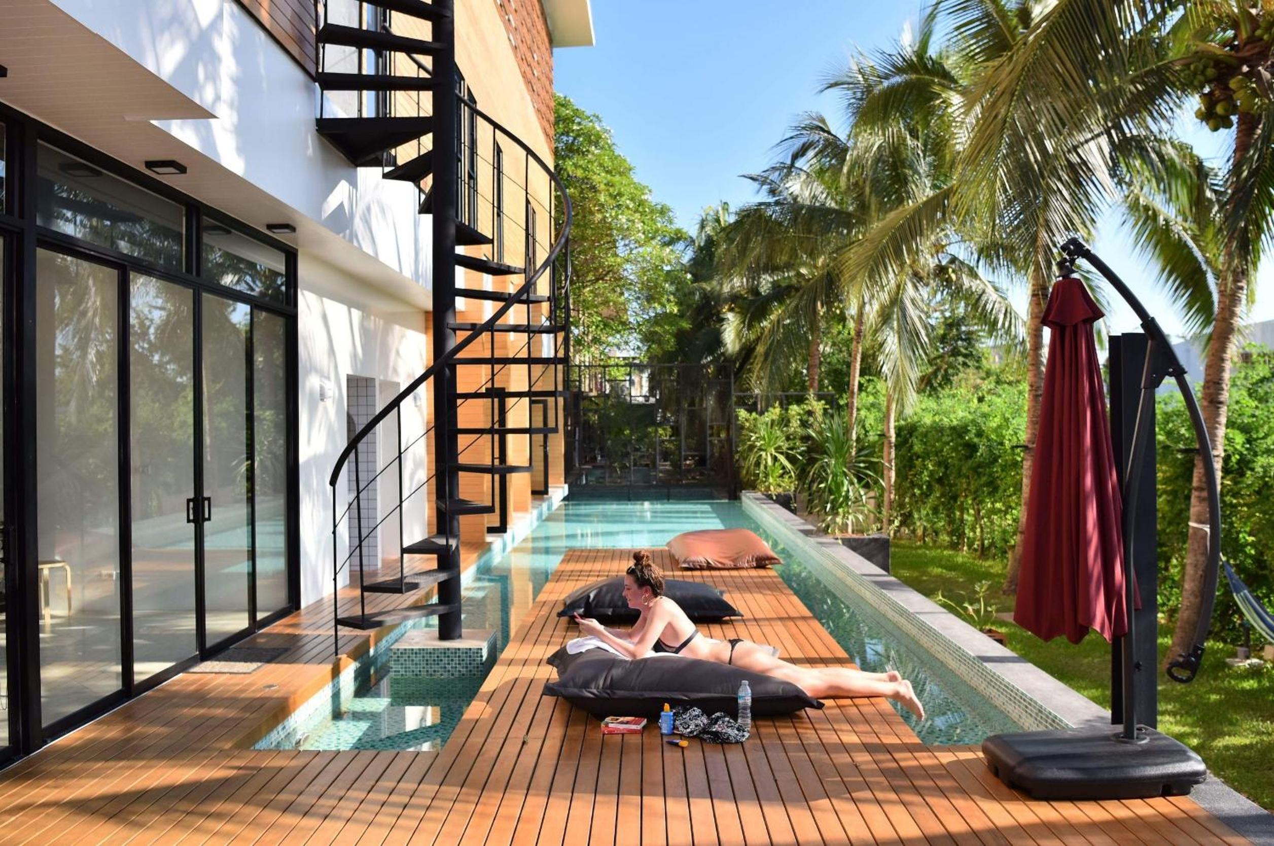 Book a Bed Poshtel - SHA Plus