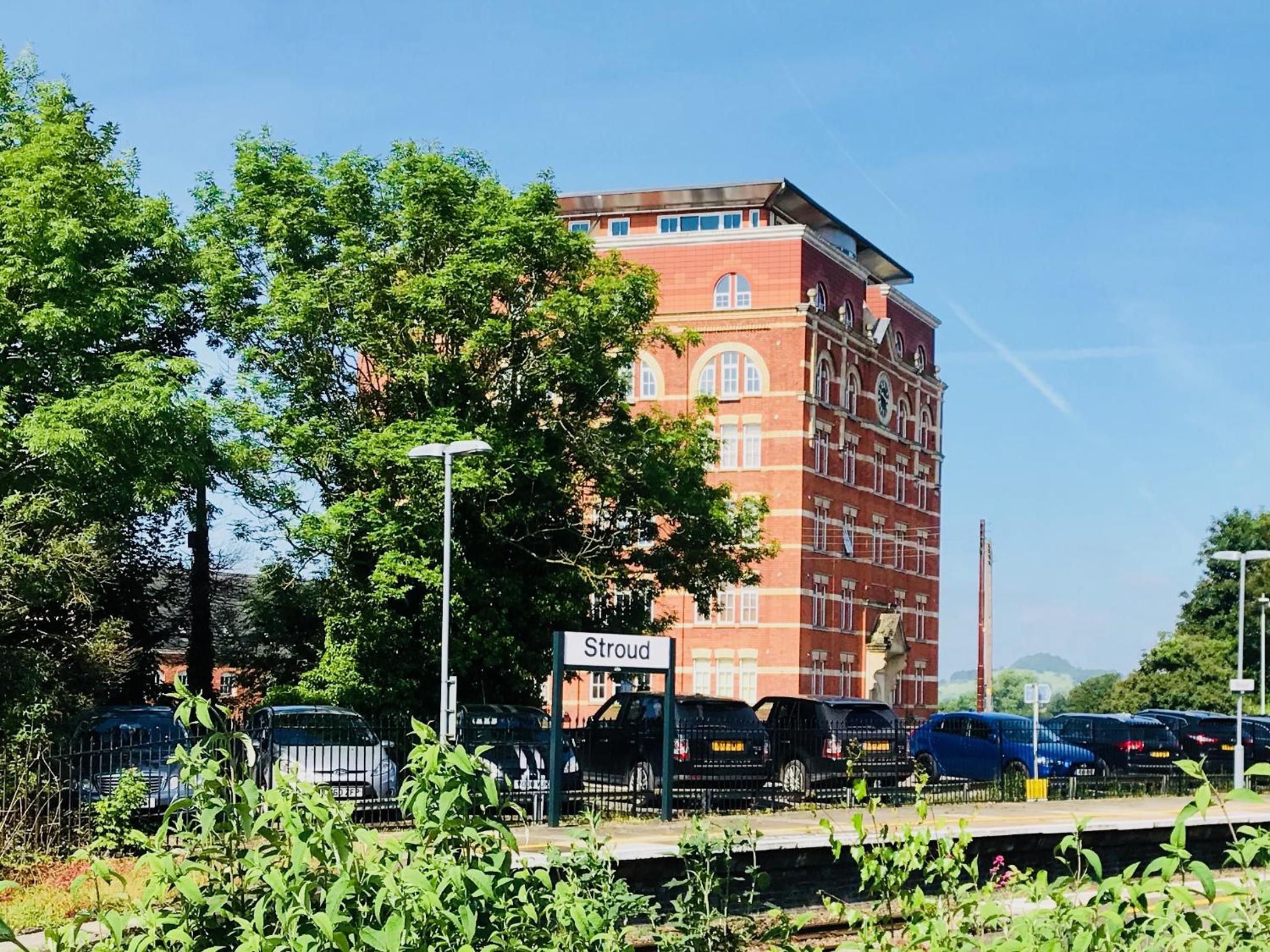 Stroud Vacations - Upper Highview - Self Catering Apartment, fpventures Stroud - Property Image 15