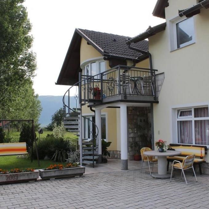 Rooms & Apartment Jozić