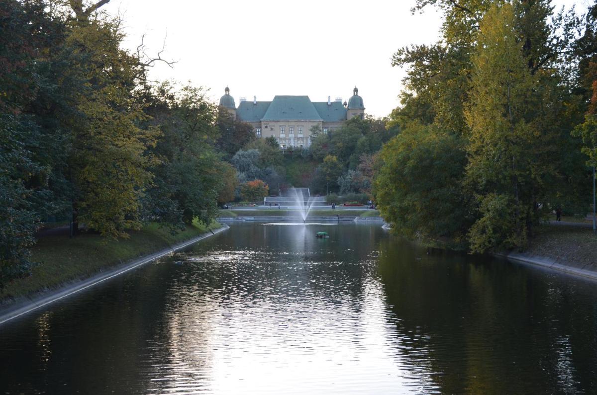 P&O Serviced Apartments FABRYCZNA