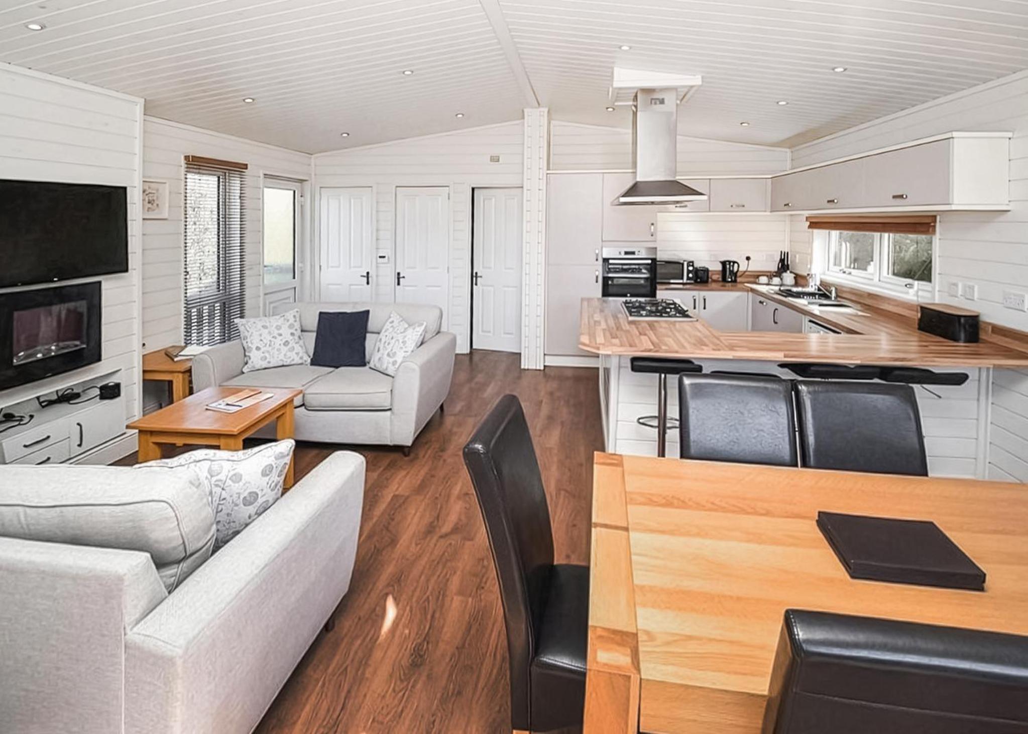 Warren Lodges