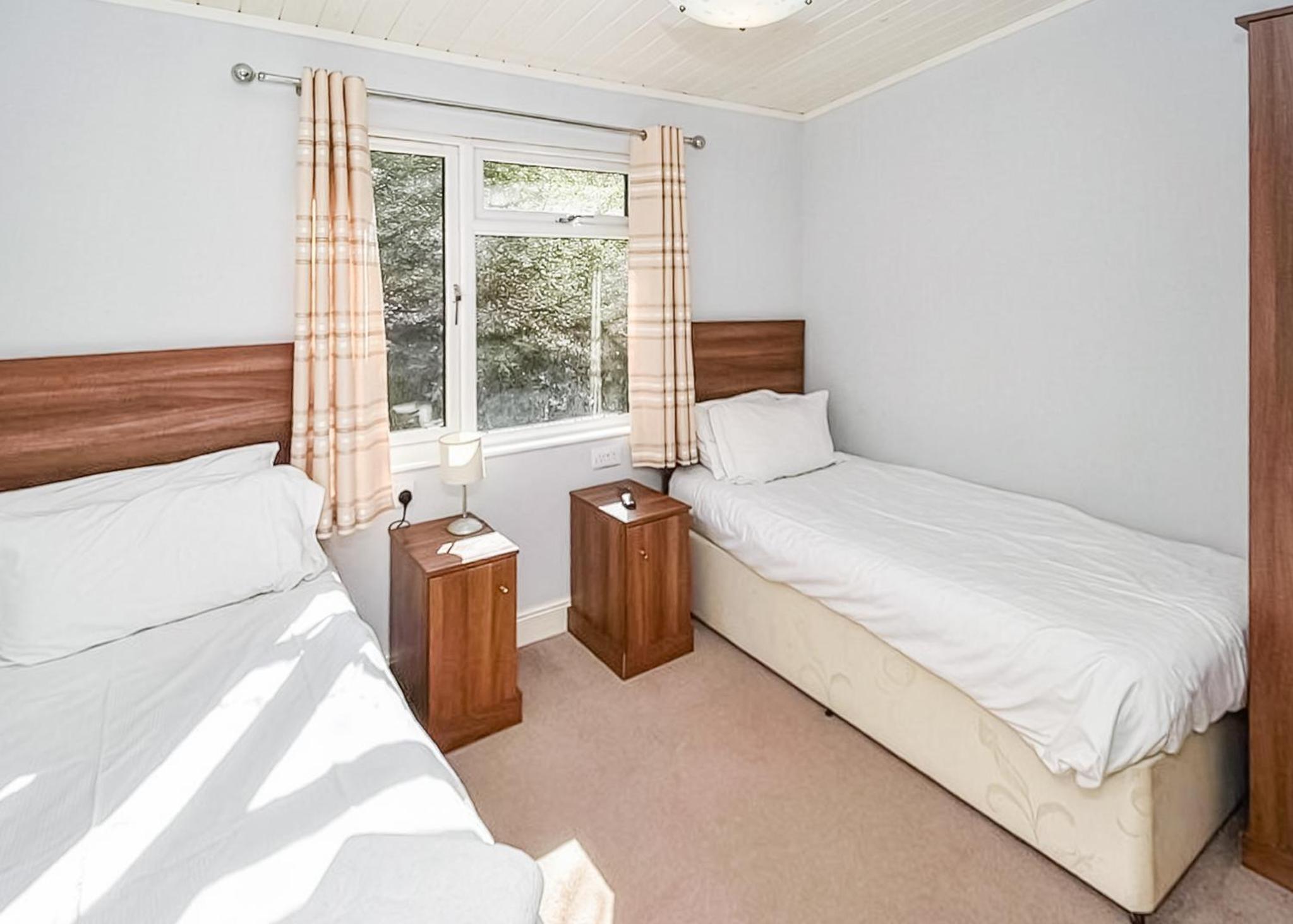 Warren Lodges