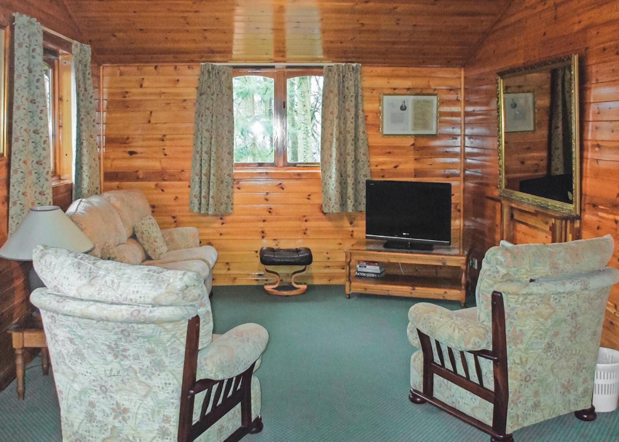 Hideaway Lodges