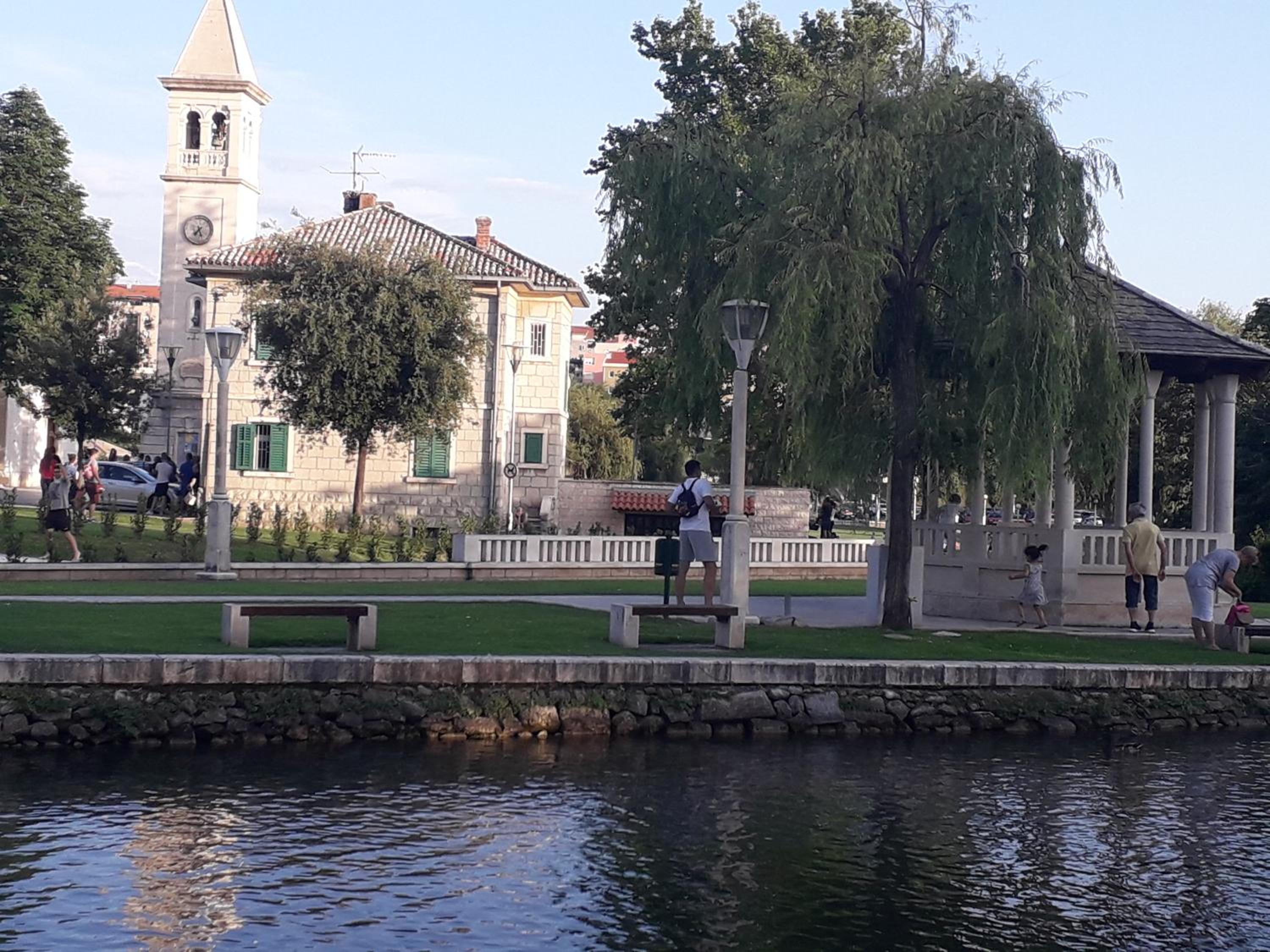 Photo 49