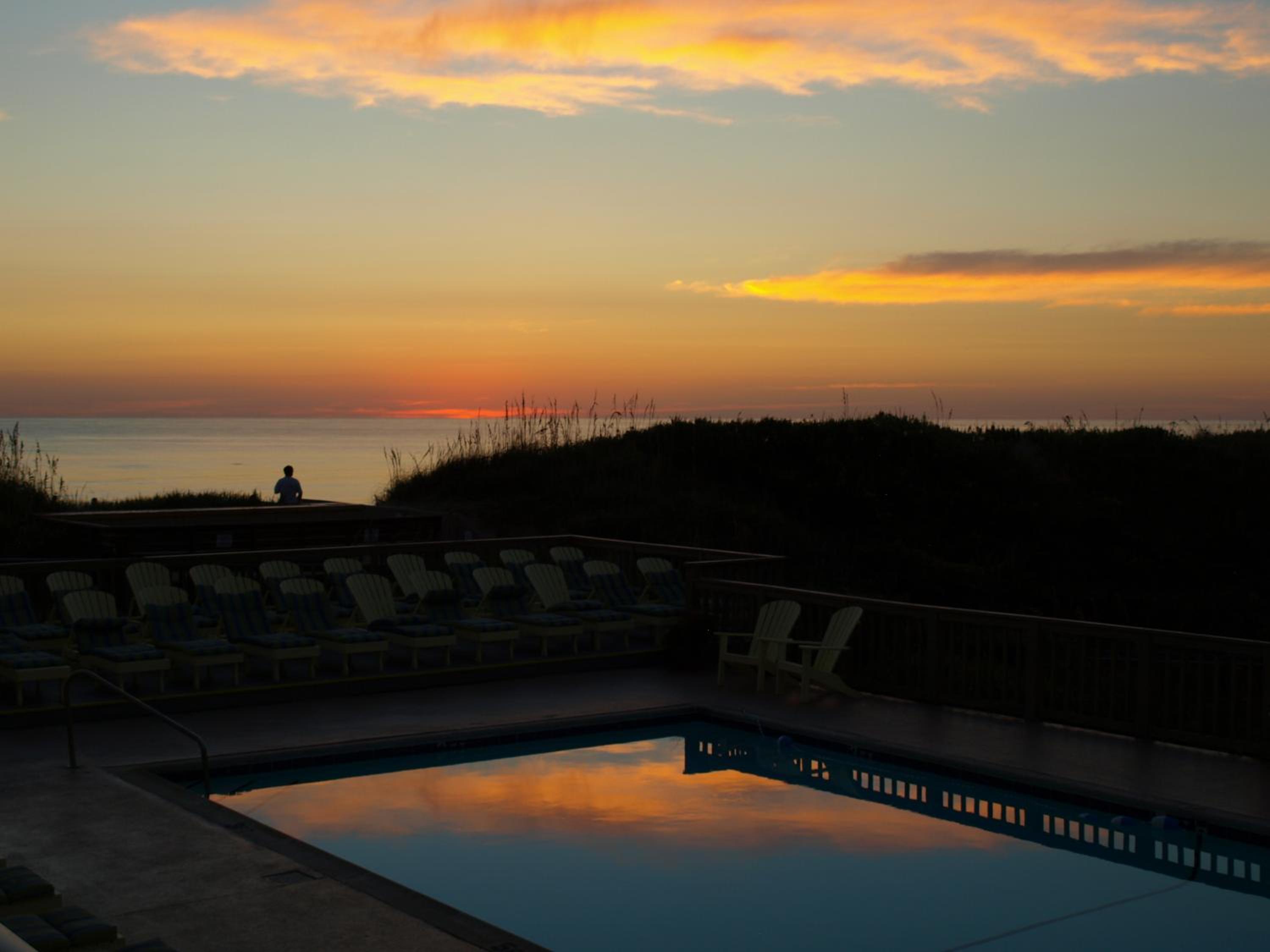 Surf Side Hotel