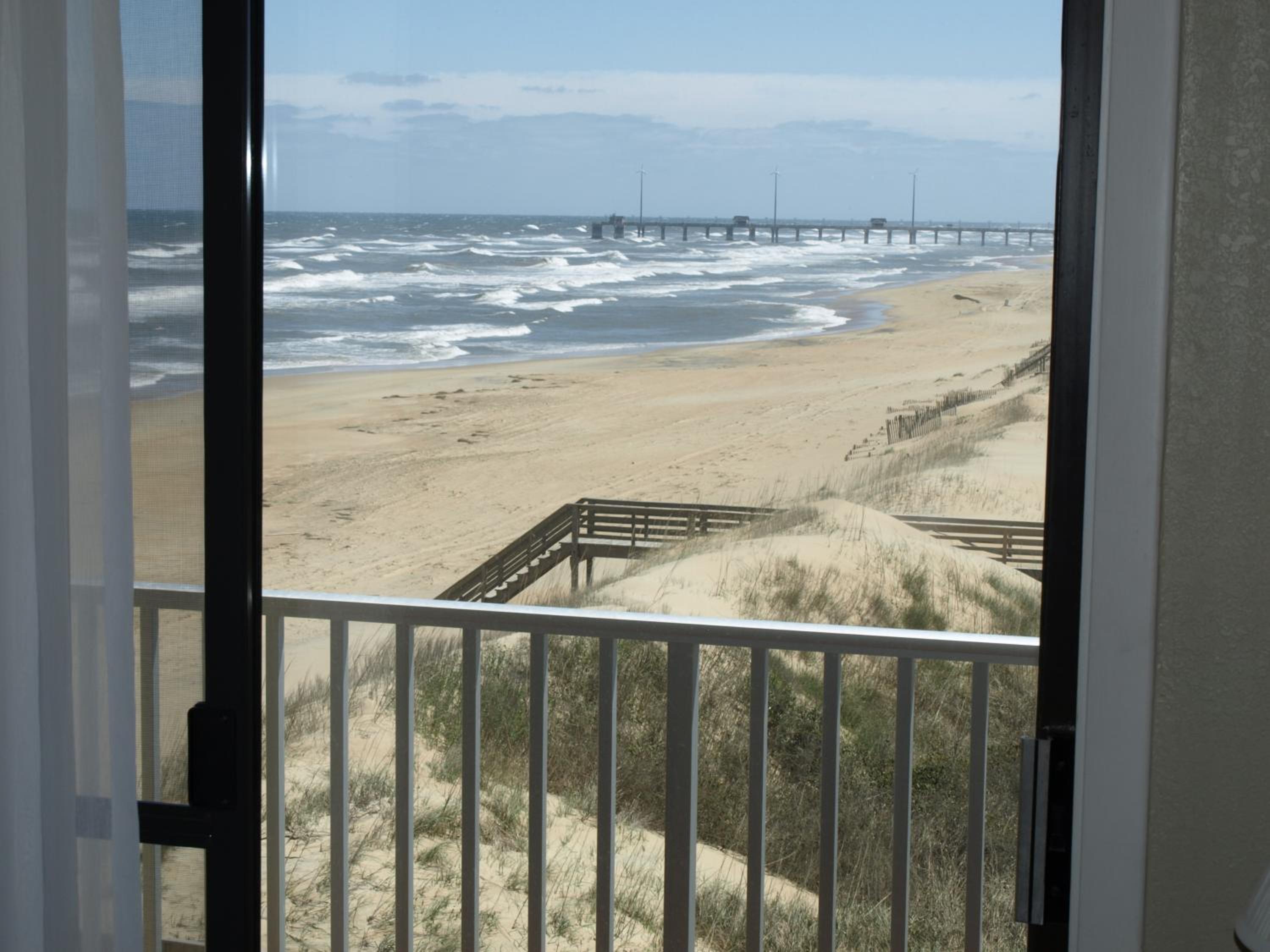 Surf Side Hotel
