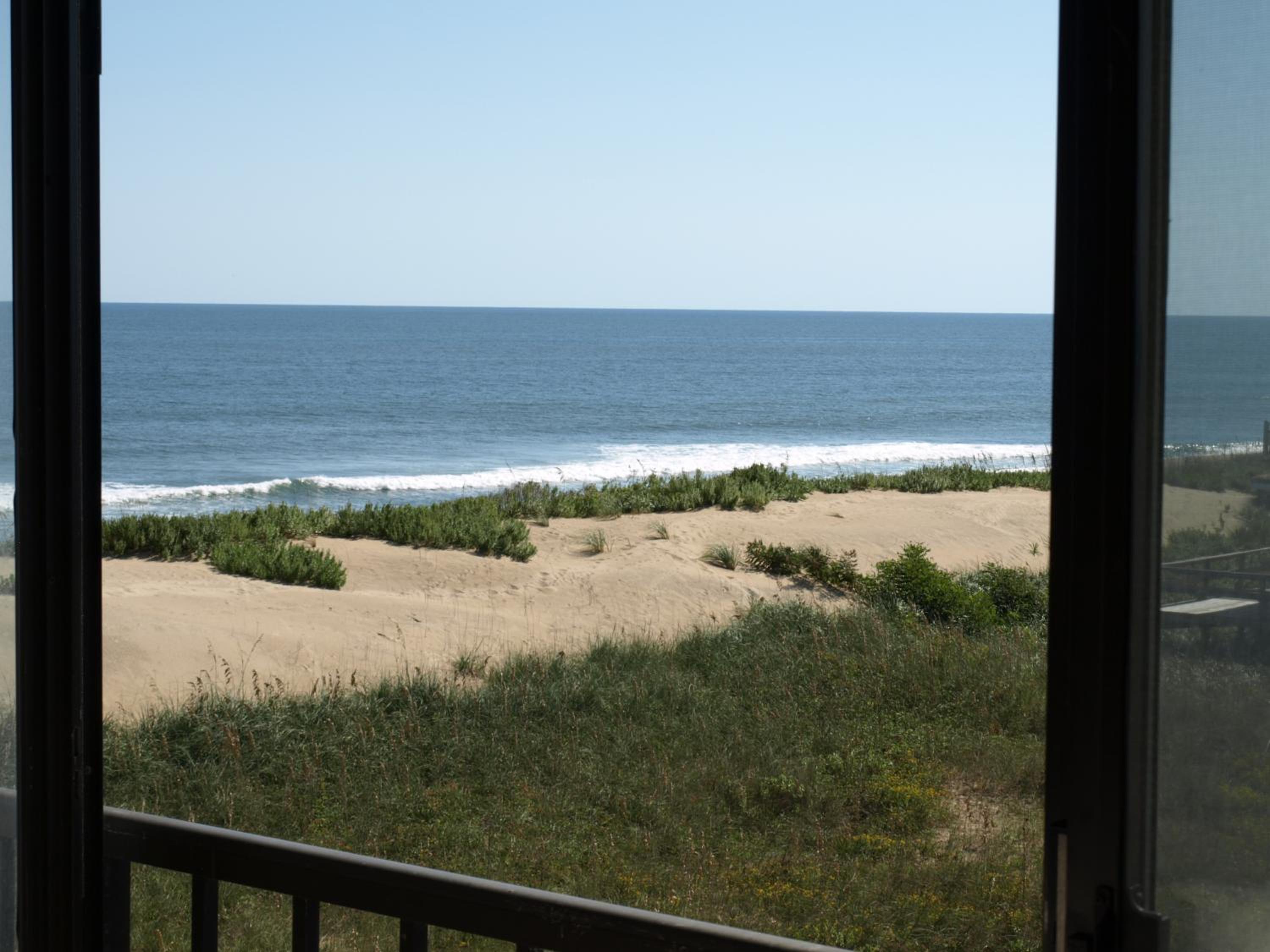 Surf Side Hotel