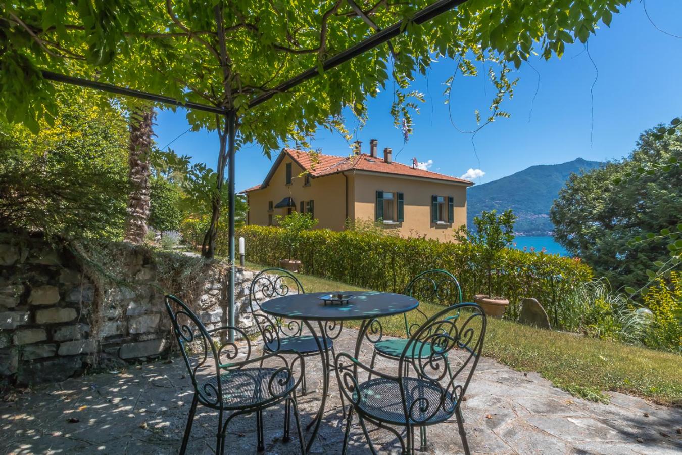 Apartment Anna, Griante view 2