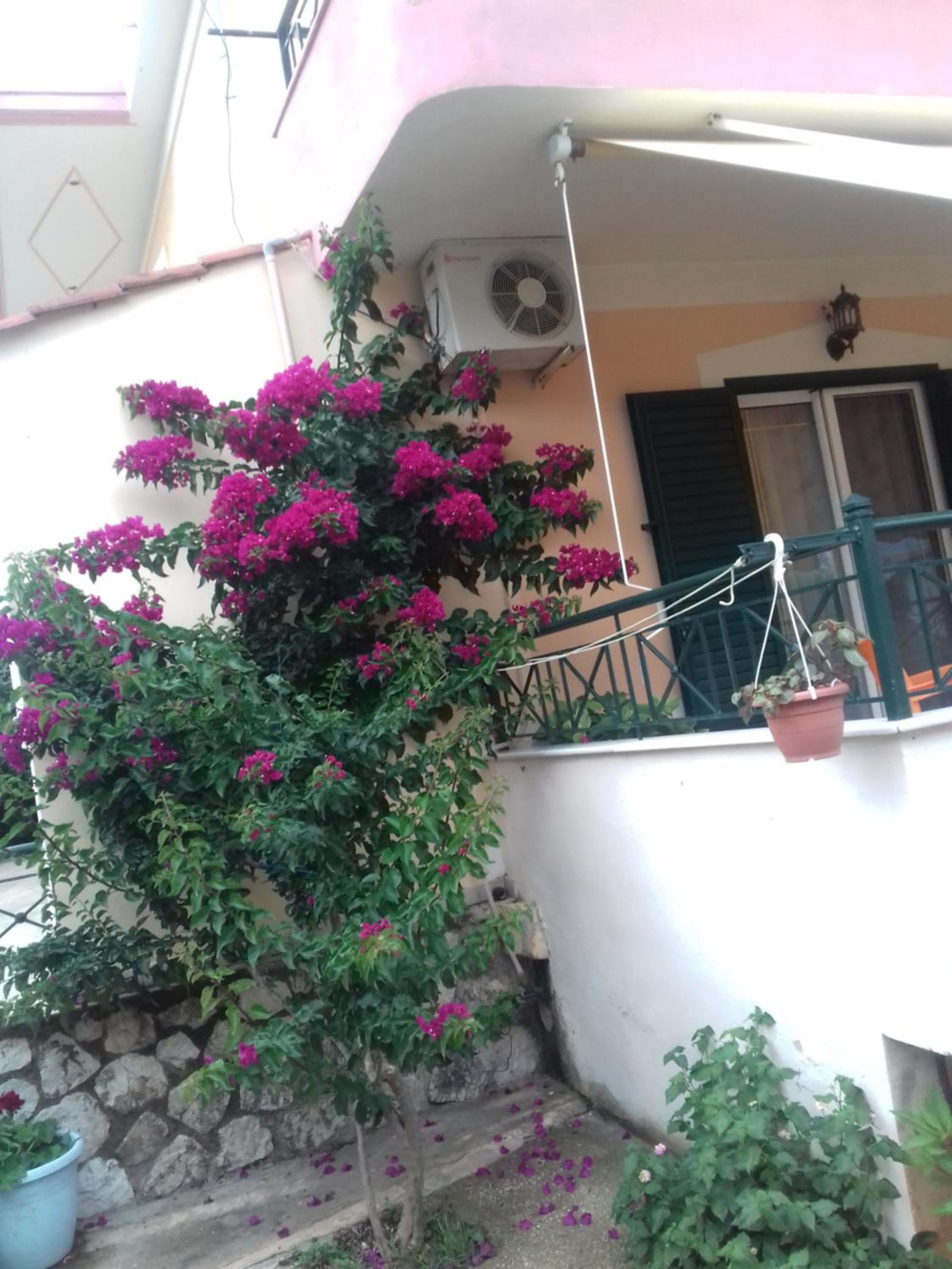 Zogaj Hotel
