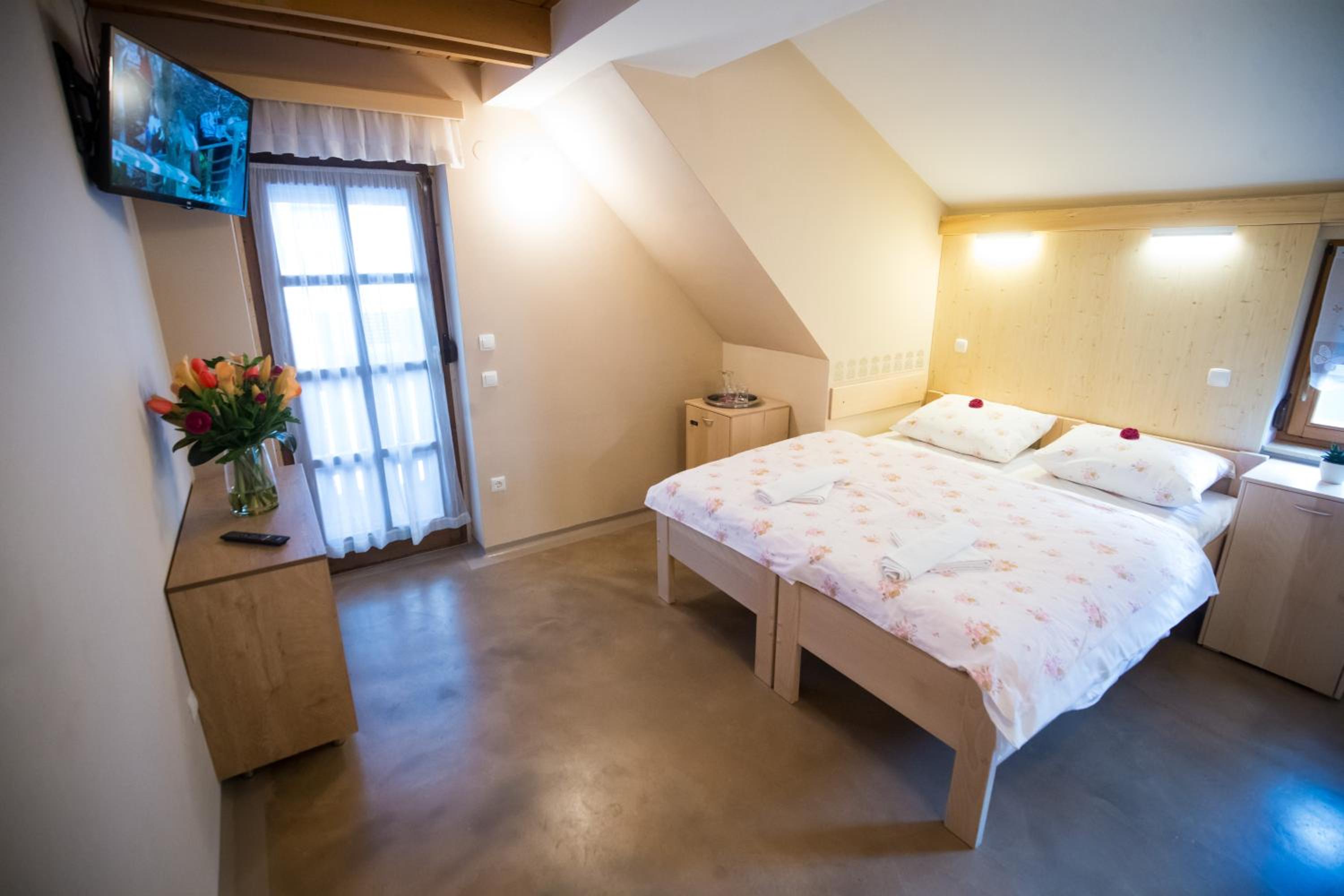 GLUTEN FREE Bed & Breakfast Dežela Okusov