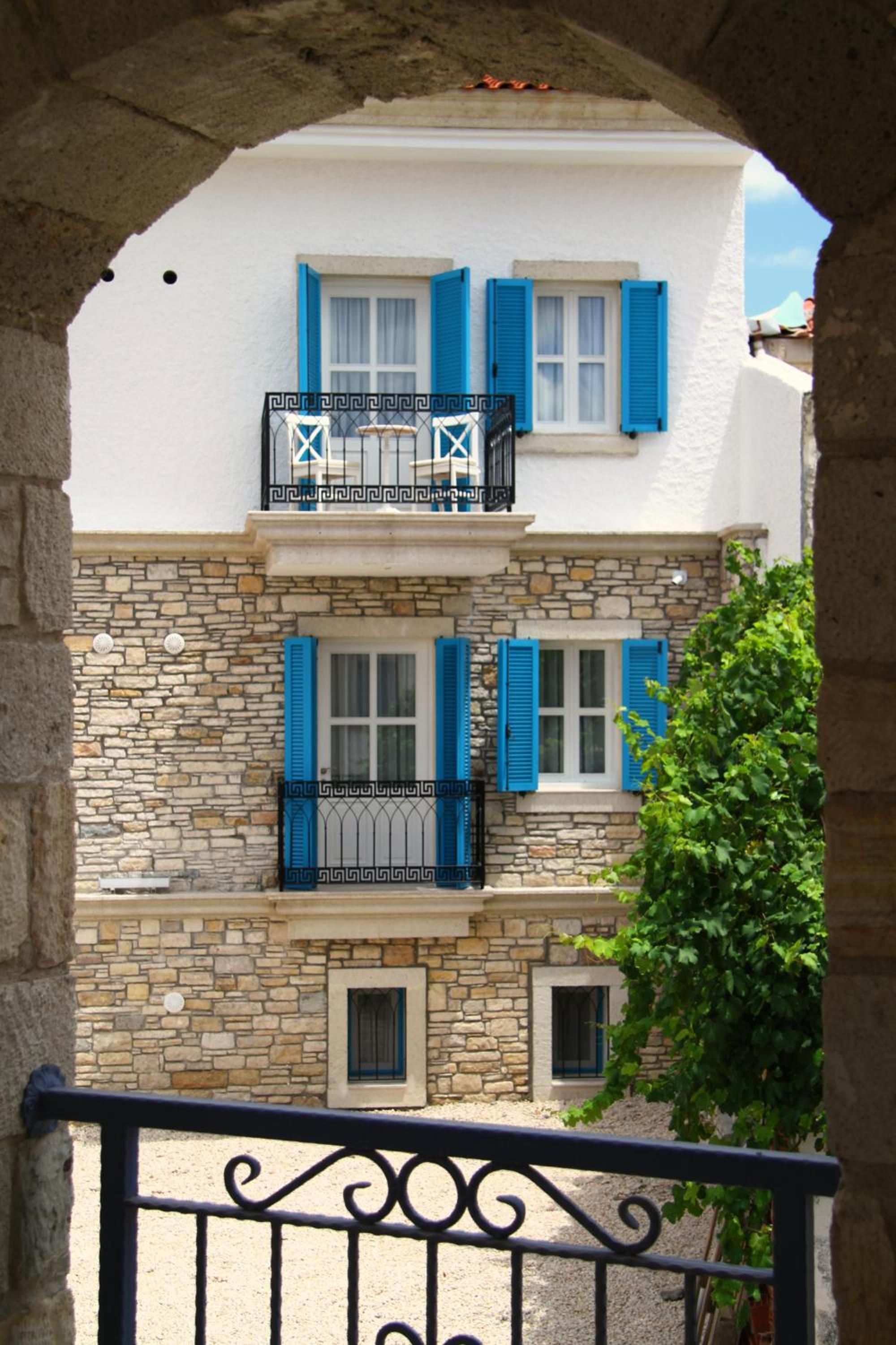 Çeşme Kale Taş Apart - Image 52
