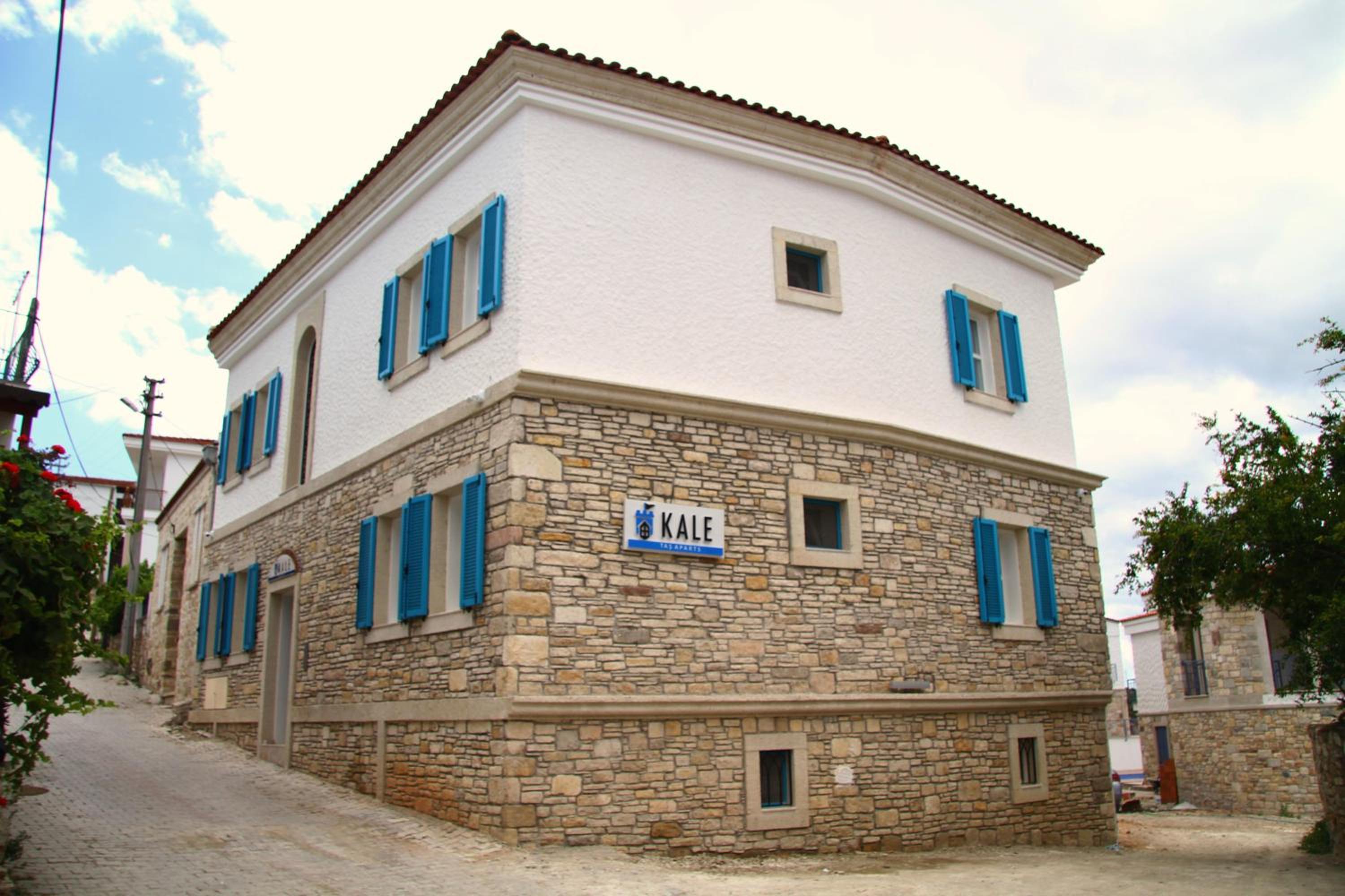 Çeşme Kale Taş Apart - Image 49