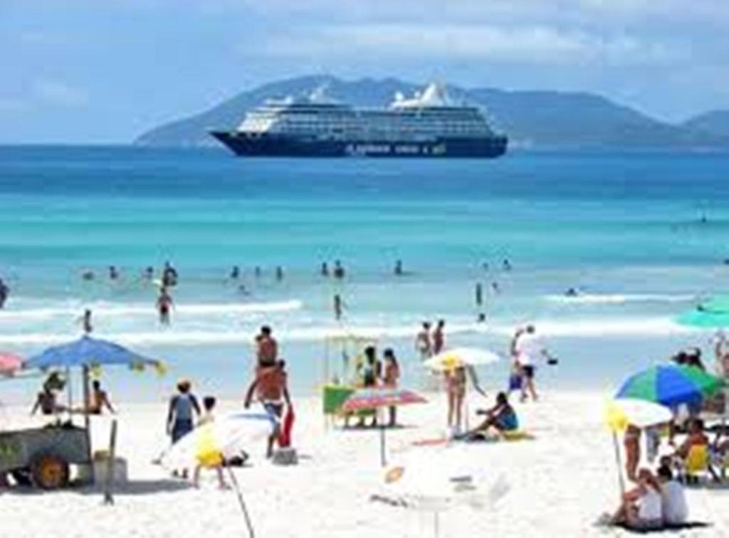 APARTAMENTO A 300 METROS DA PRAIA DO FORTE