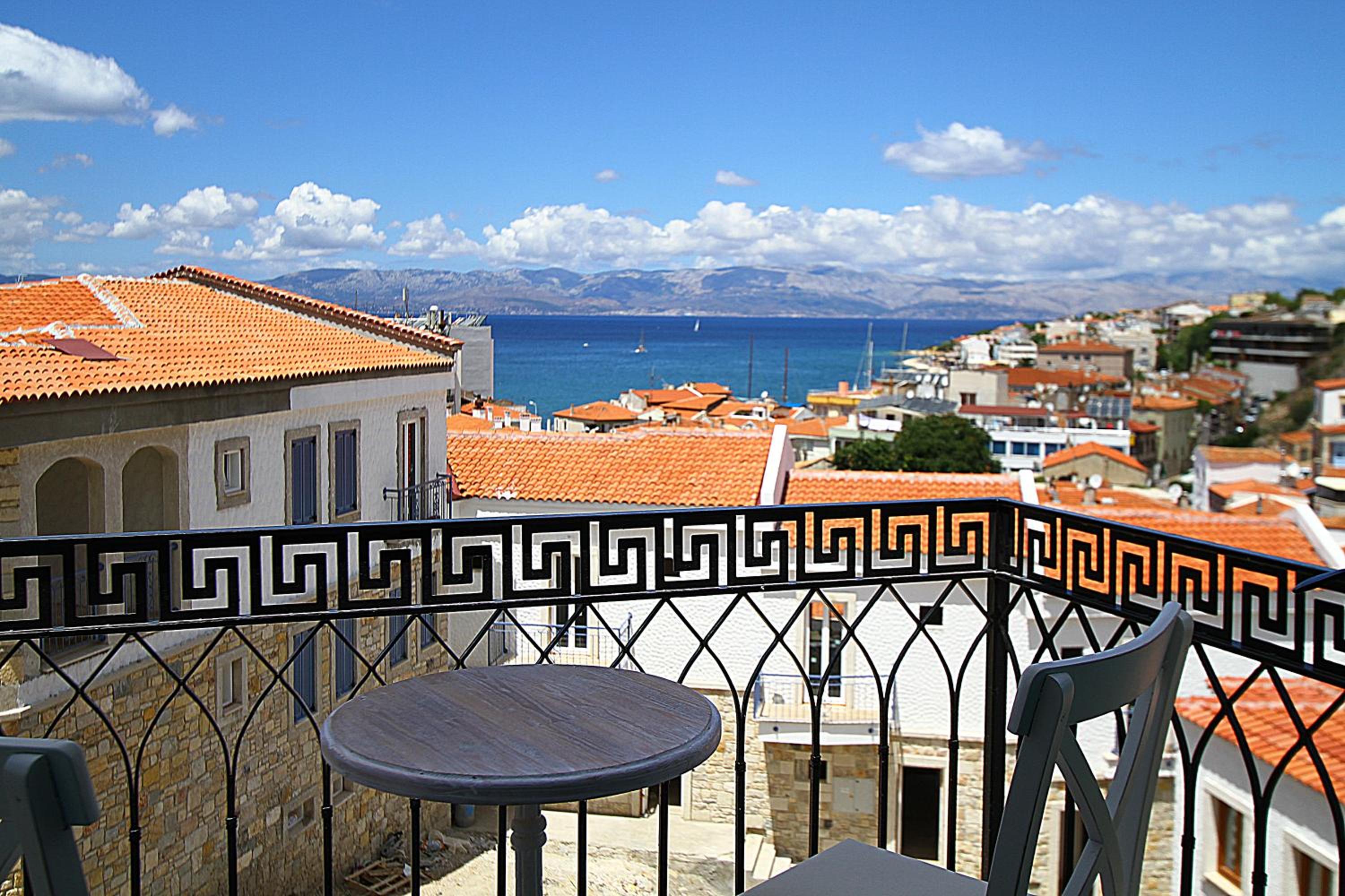 Çeşme Kale Taş Apart - Image 11