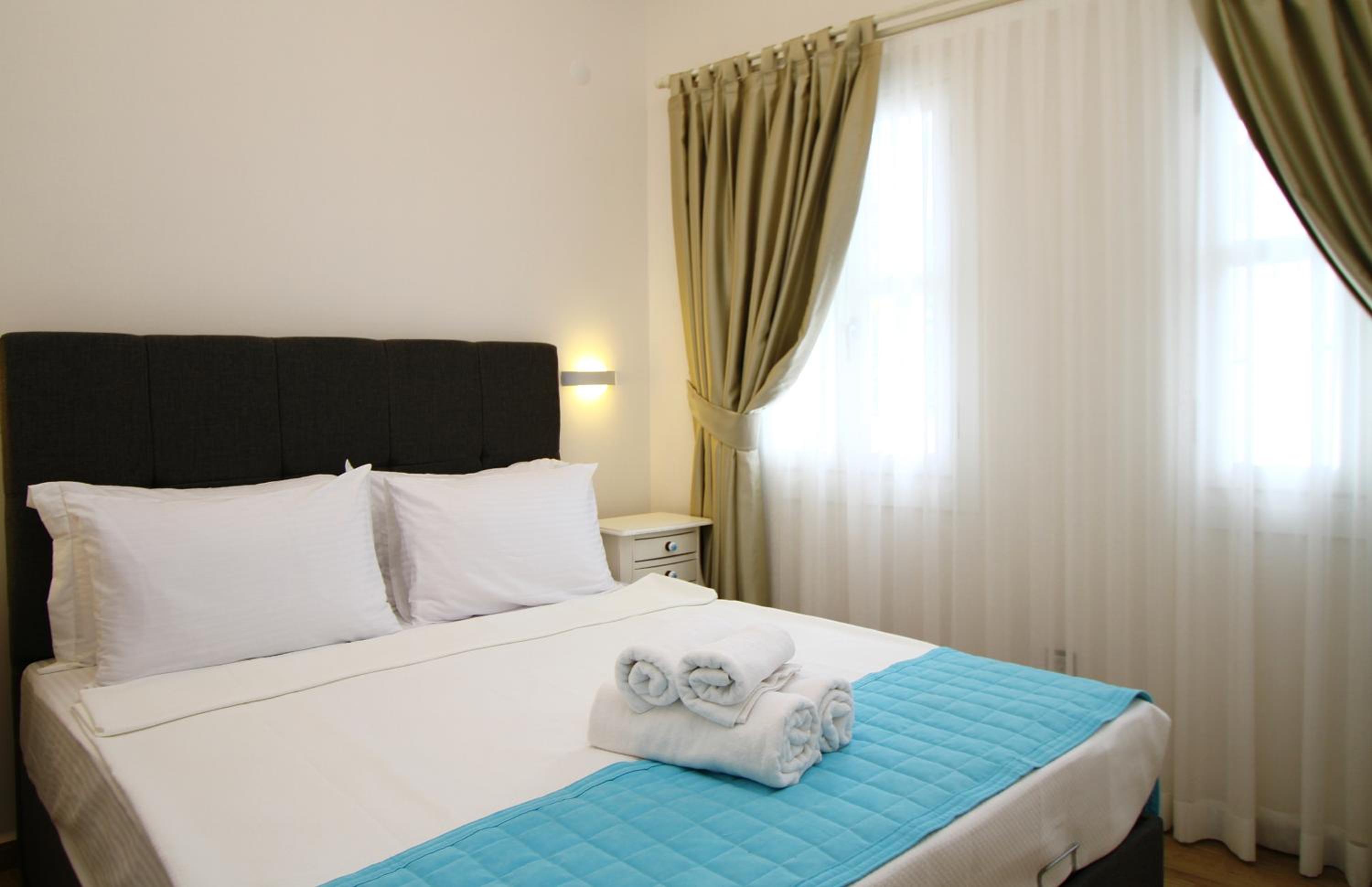 Çeşme Kale Taş Apart - Image 16