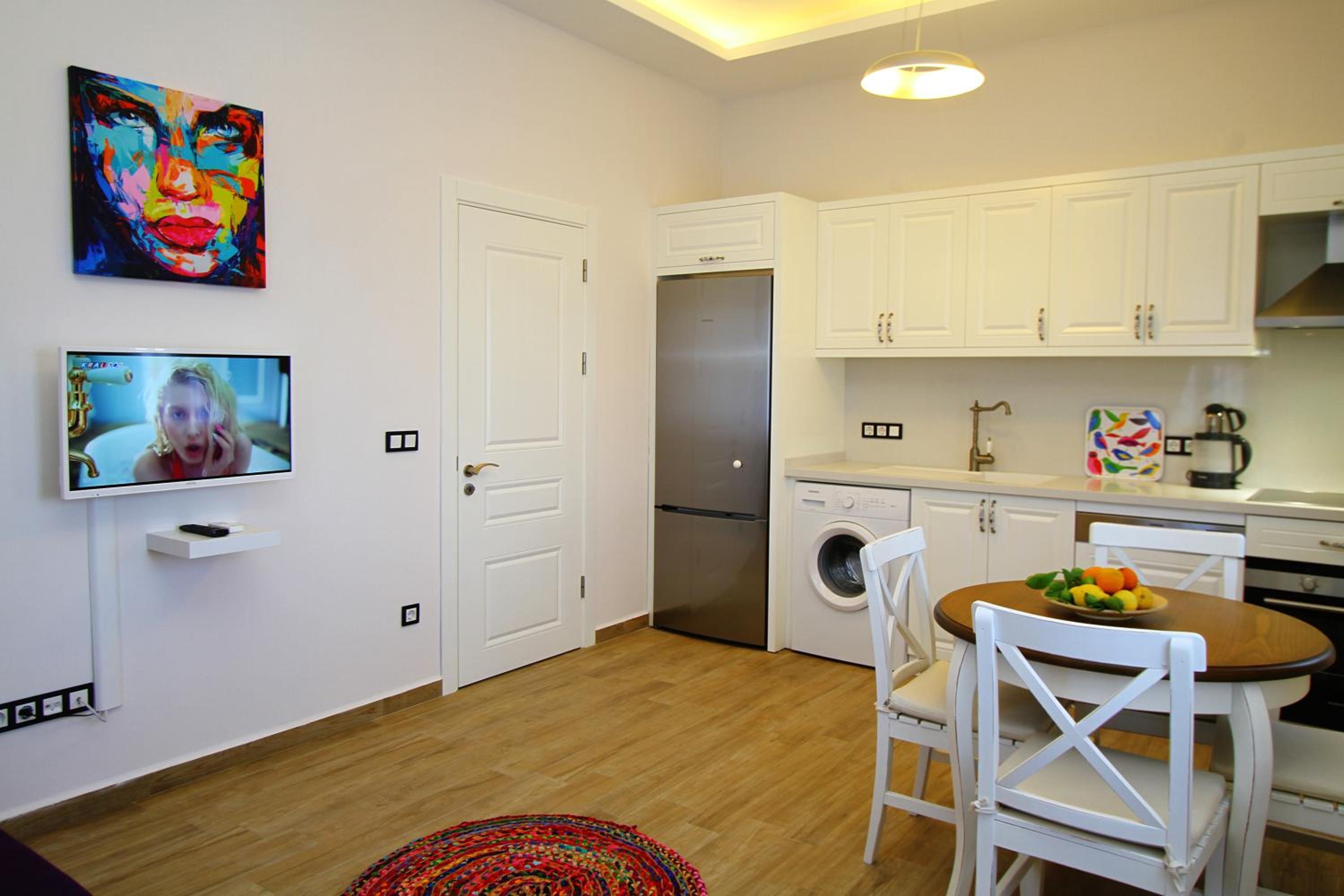 Çeşme Kale Taş Apart - Image 19